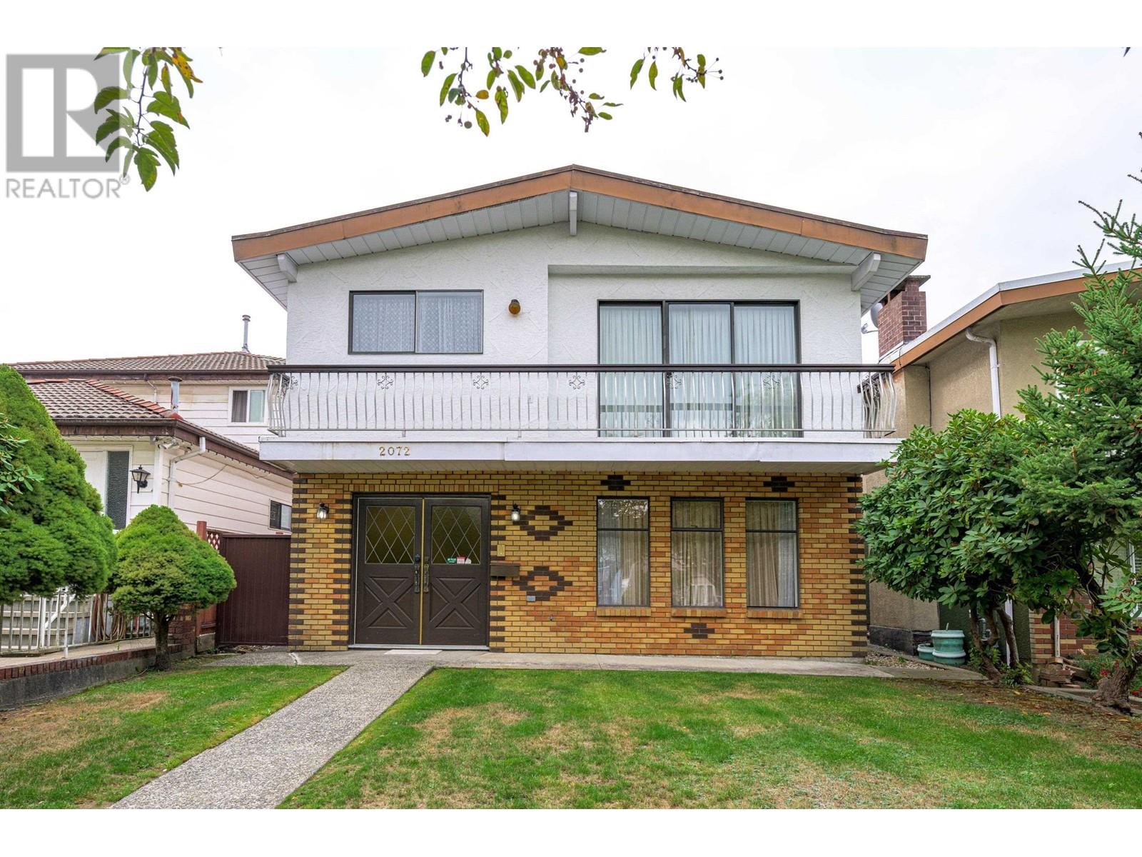 2072 E 25TH AVENUE, vancouver, British Columbia