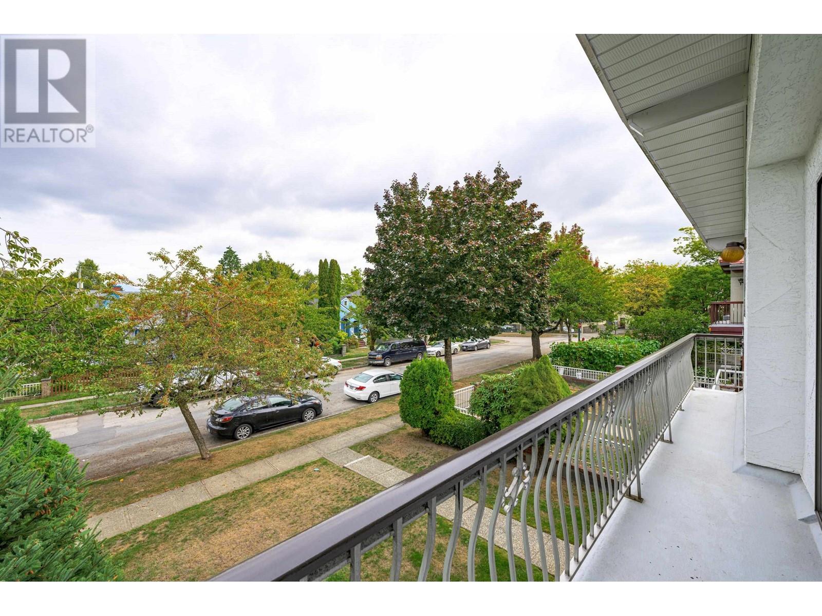 2072 E 25th Avenue, Vancouver, British Columbia  V5N 2V6 - Photo 9 - R2816484