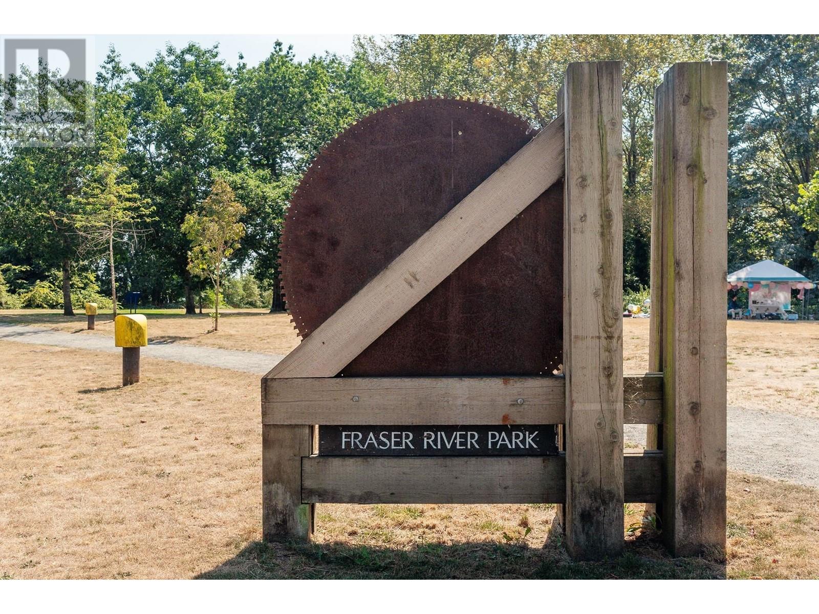 8320 Gillnet Place, Vancouver, British Columbia  V6P 6P6 - Photo 29 - R2815485