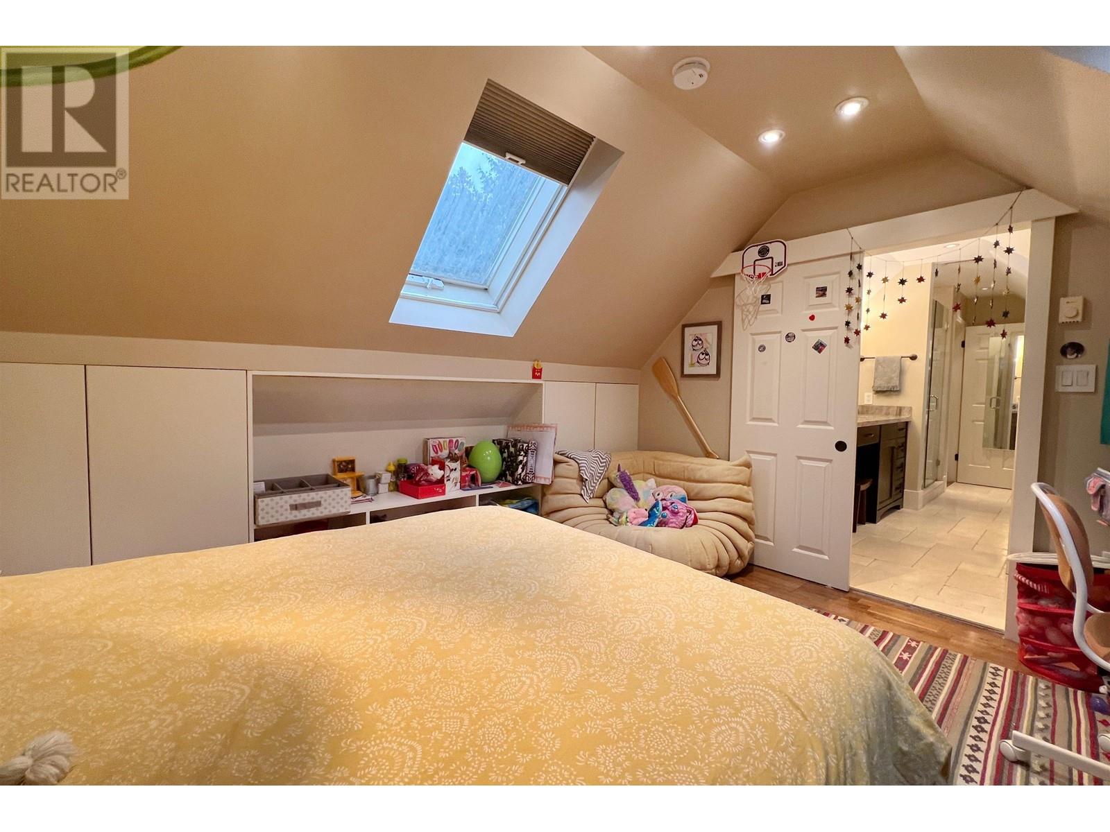 8320 Gillnet Place, Vancouver, British Columbia  V6P 6P6 - Photo 21 - R2815485