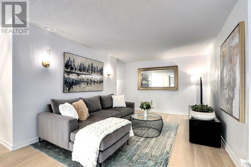 204 2024 Fullerton Avenue, North Vancouver, British Columbia  V7P 3G4 - Photo 6 - R2817815