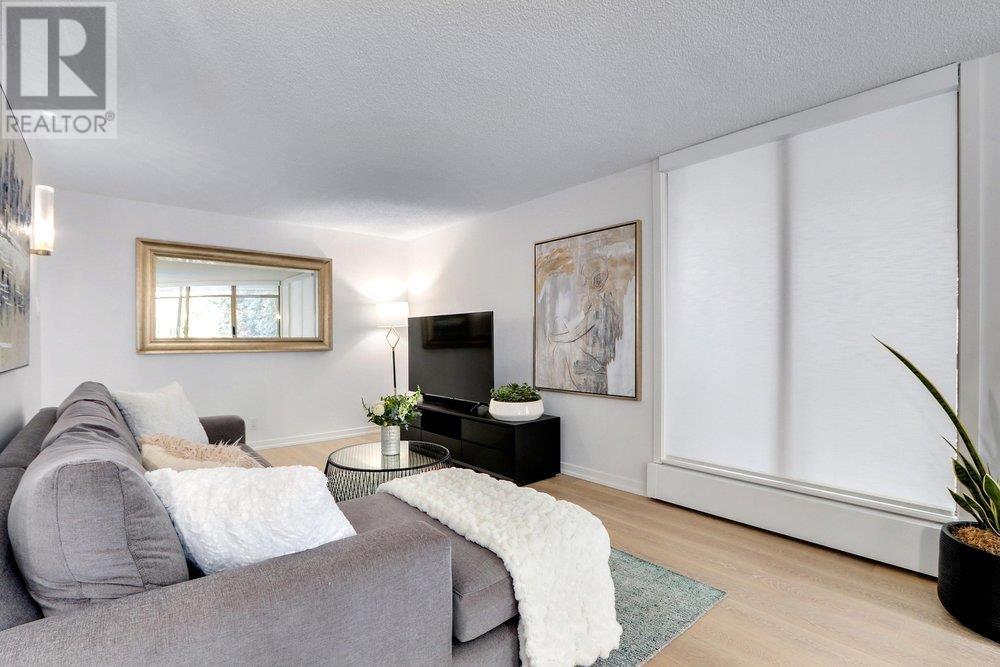 204 2024 Fullerton Avenue, North Vancouver, British Columbia  V7P 3G4 - Photo 9 - R2817815