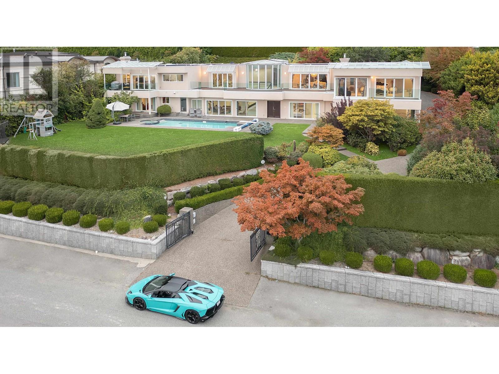 729 KNOCKMAROON ROAD, west vancouver, British Columbia