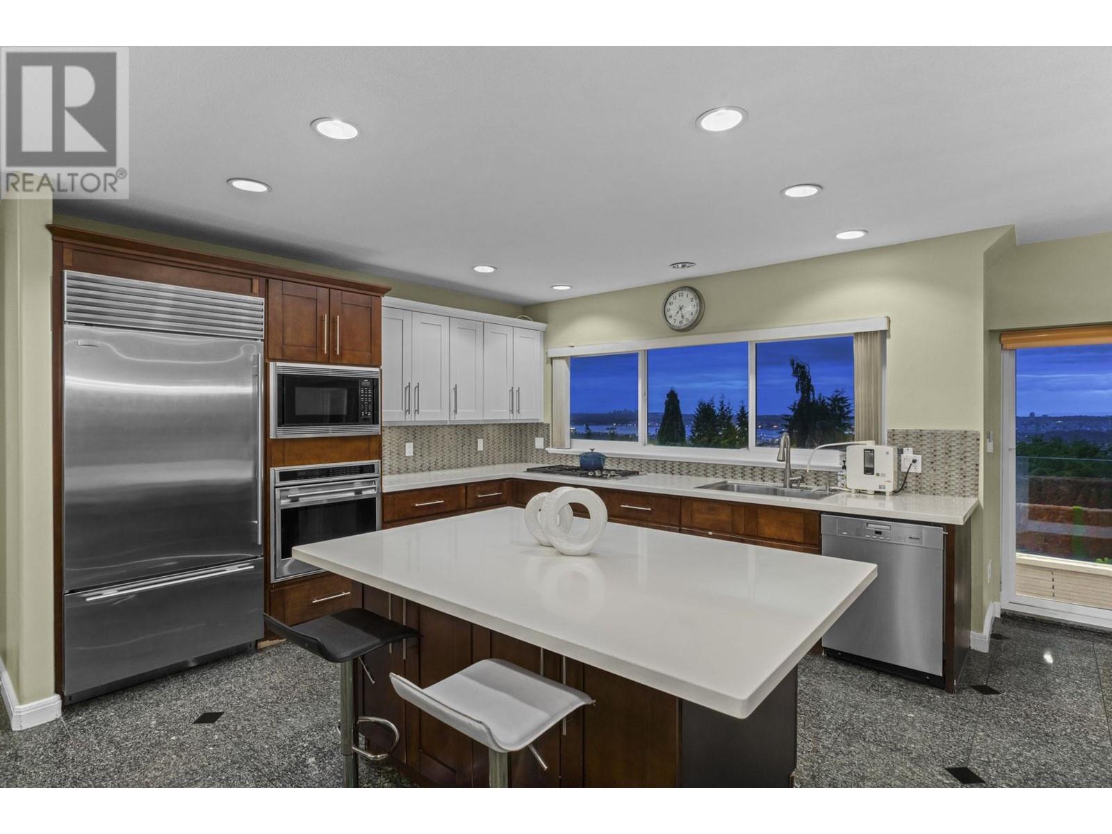 729 Knockmaroon Road, West Vancouver, British Columbia  V7S 1R7 - Photo 17 - R2817807