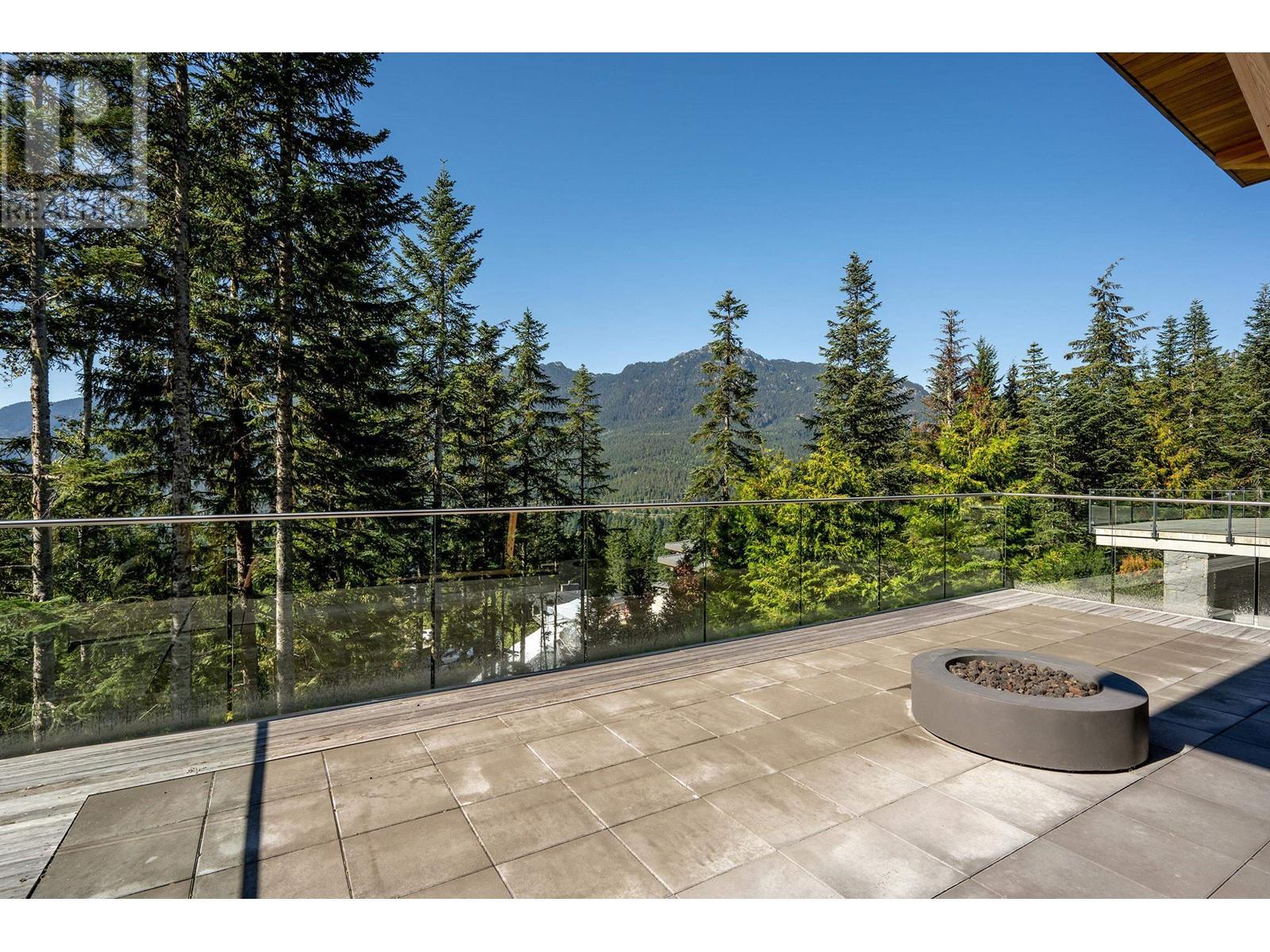 2909 Kadenwood Drive, Whistler, British Columbia  V8E 0L6 - Photo 4 - R2817818