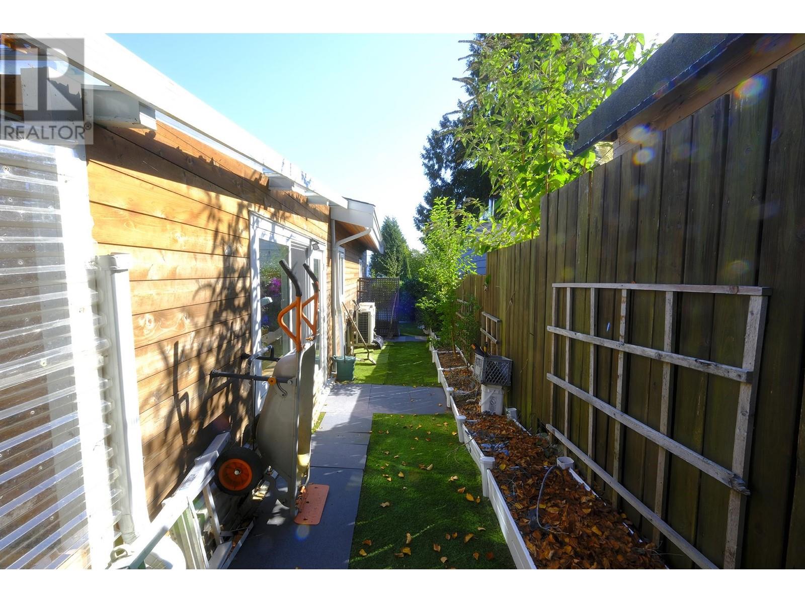 613 Martin Road, Gibsons, British Columbia  V0N 1V9 - Photo 32 - R2817864