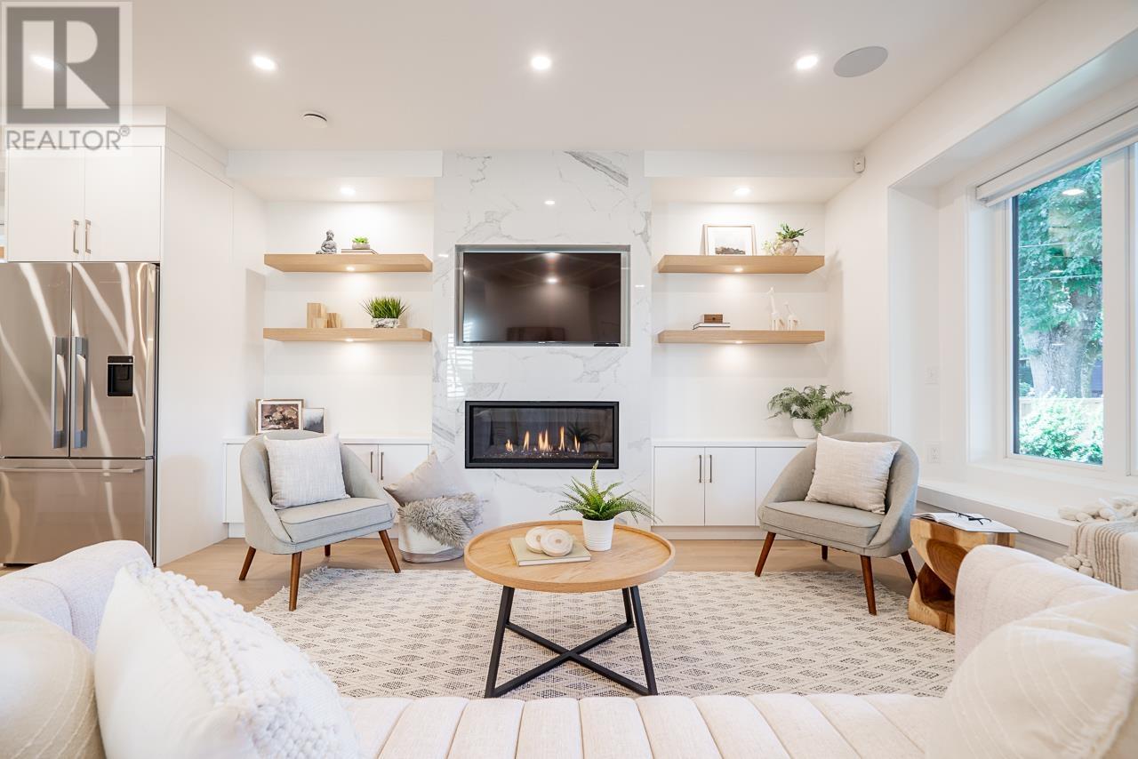 2206 E 7th Avenue, Vancouver, British Columbia  V5N 1S7 - Photo 3 - R2817662