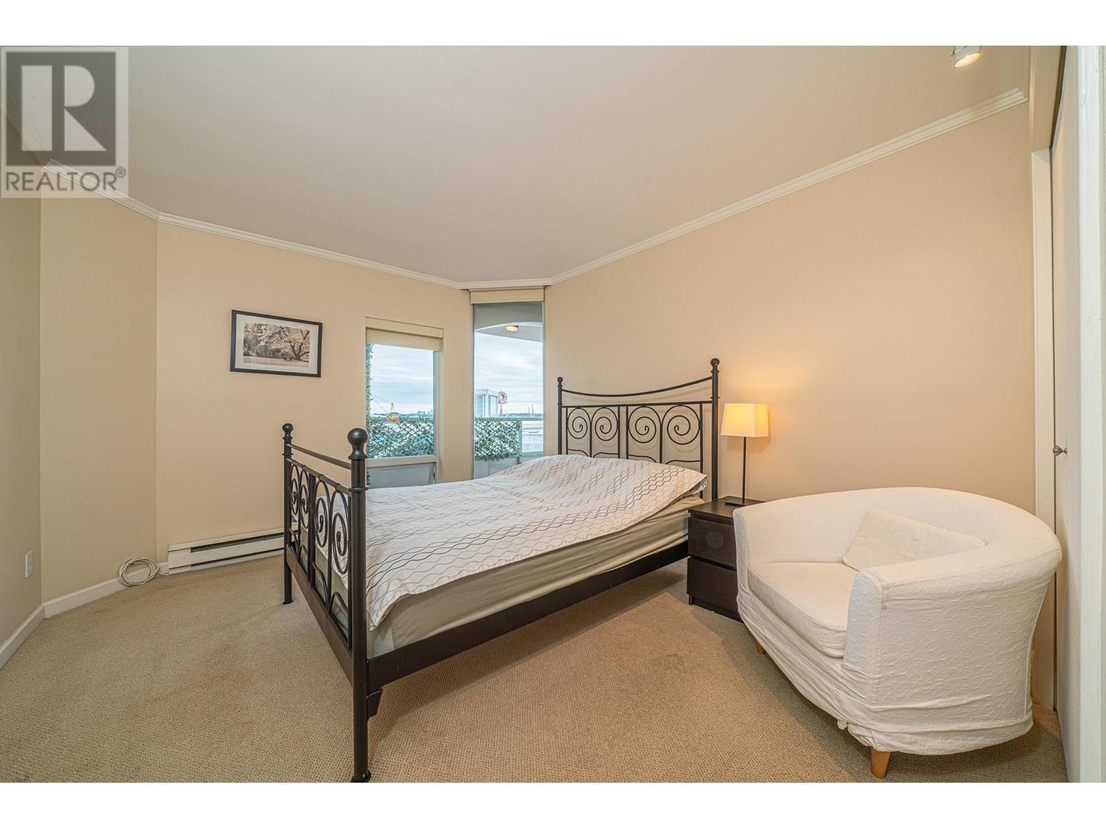 604 168 Chadwick Court, North Vancouver, British Columbia  V7M 3L4 - Photo 14 - R2817690