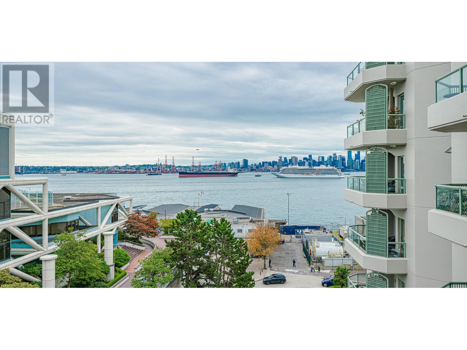 604 168 CHADWICK COURT, north vancouver, British Columbia