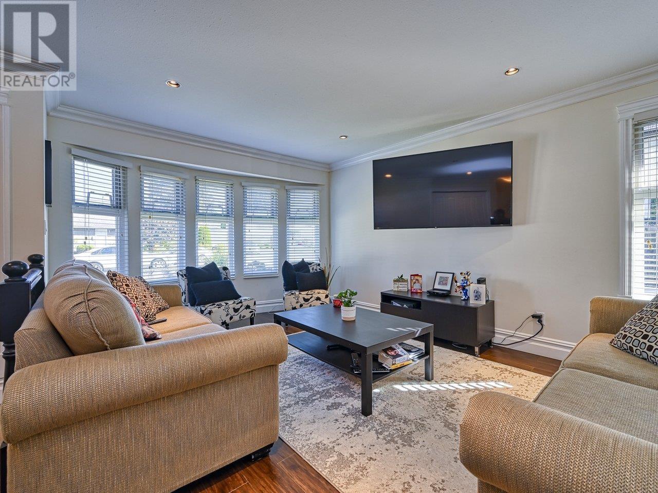 744 Adiron Avenue, Coquitlam, British Columbia  V3J 4K2 - Photo 6 - R2817832