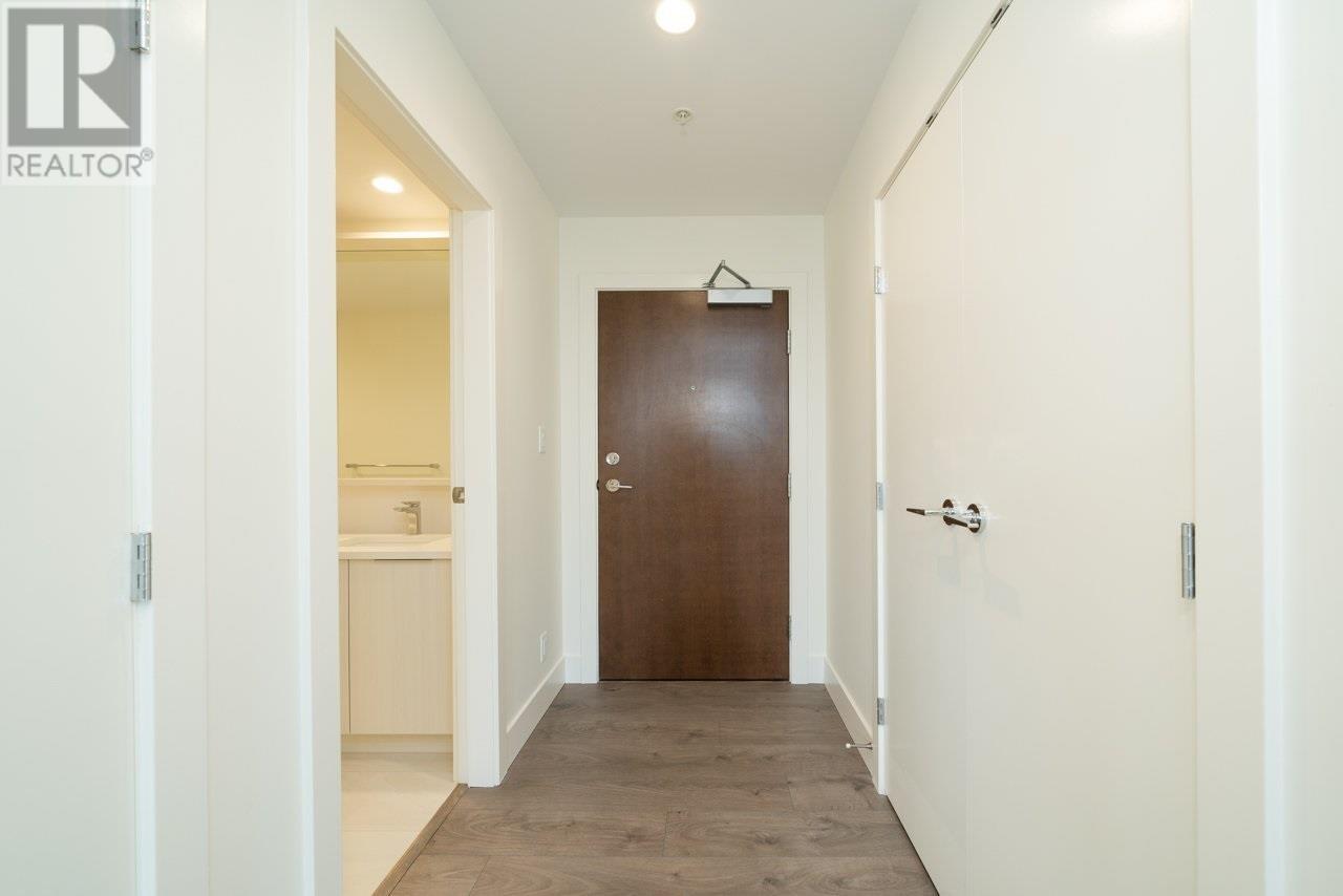 2001 4465 Juneau Street, Burnaby, British Columbia  V5C 0L8 - Photo 4 - R2817847