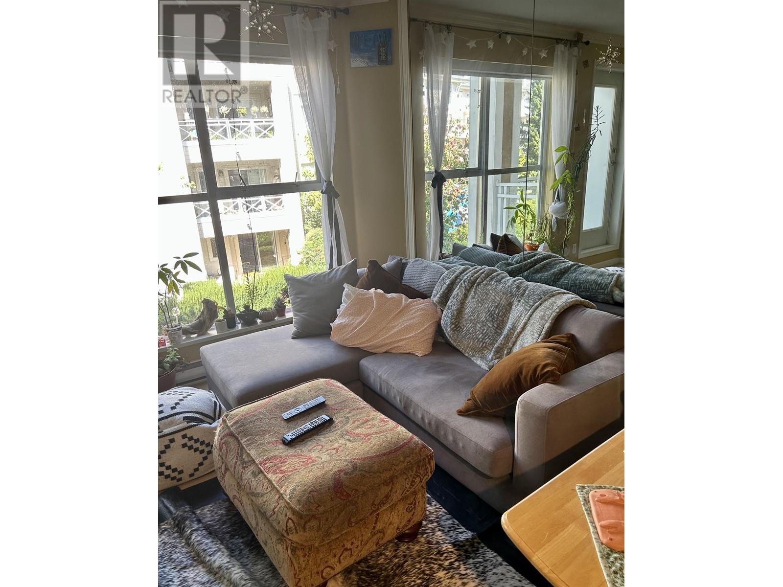 434 3629 Deercrest Drive, North Vancouver, British Columbia  V7G 2S9 - Photo 5 - R2817782
