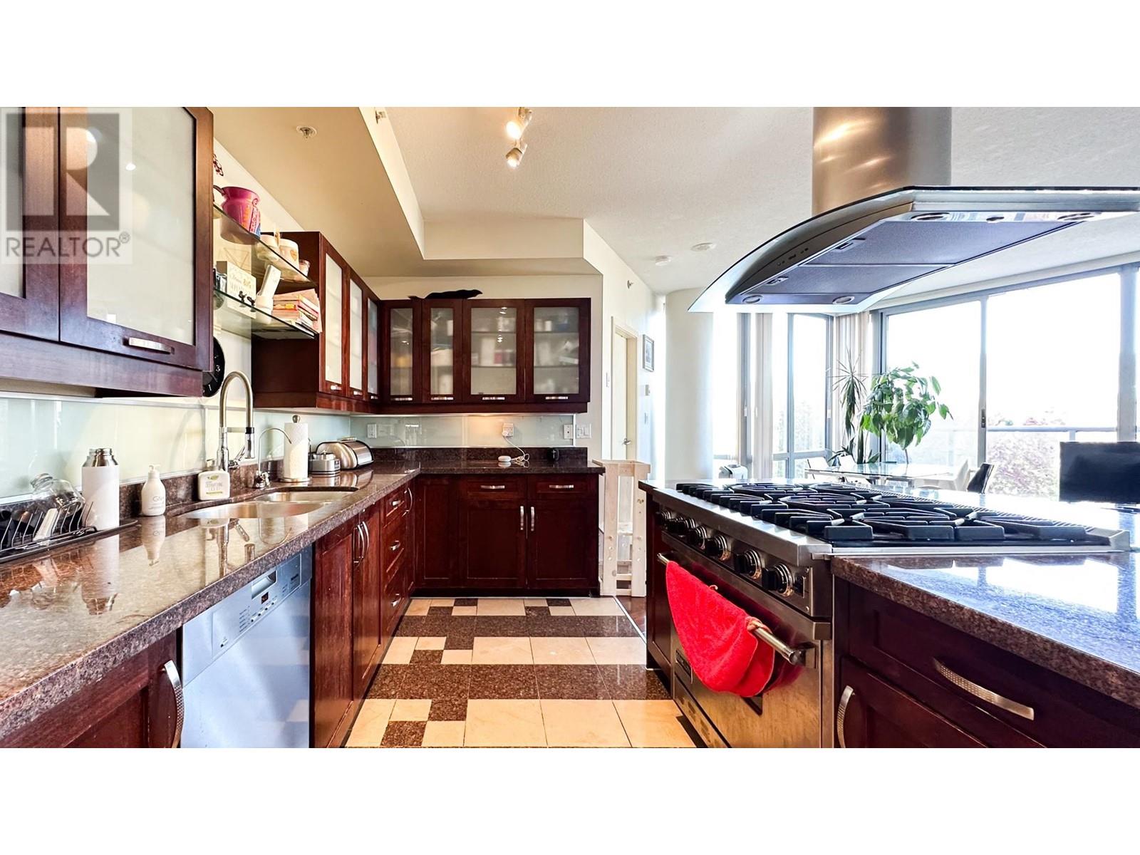 402 1228 W Hastings Street, Vancouver, British Columbia  V6E 4S6 - Photo 9 - R2817803