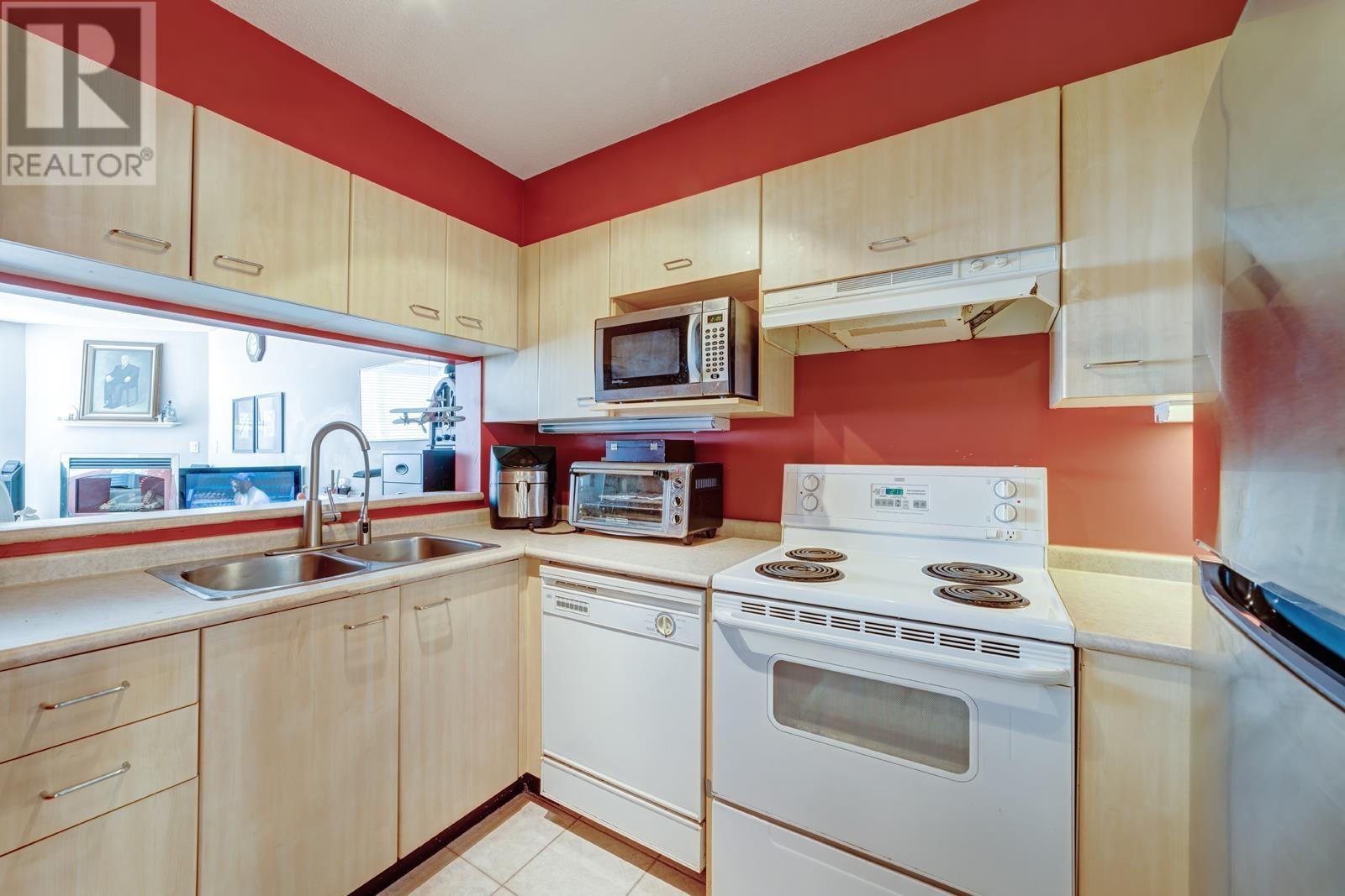 501 1148 Heffley Crescent, Coquitlam, British Columbia  V3B 8A6 - Photo 2 - R2817698