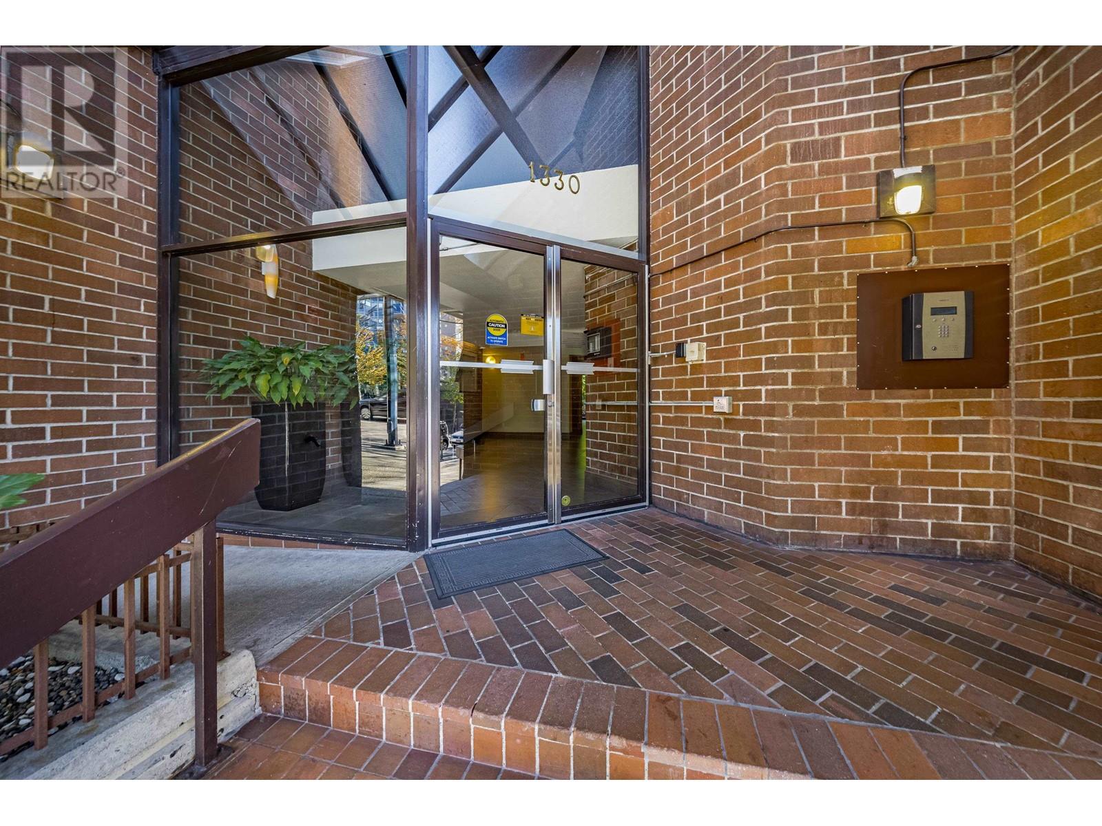 610 1330 Burrard Street, Vancouver, British Columbia  V6Z 2B8 - Photo 4 - R2817866