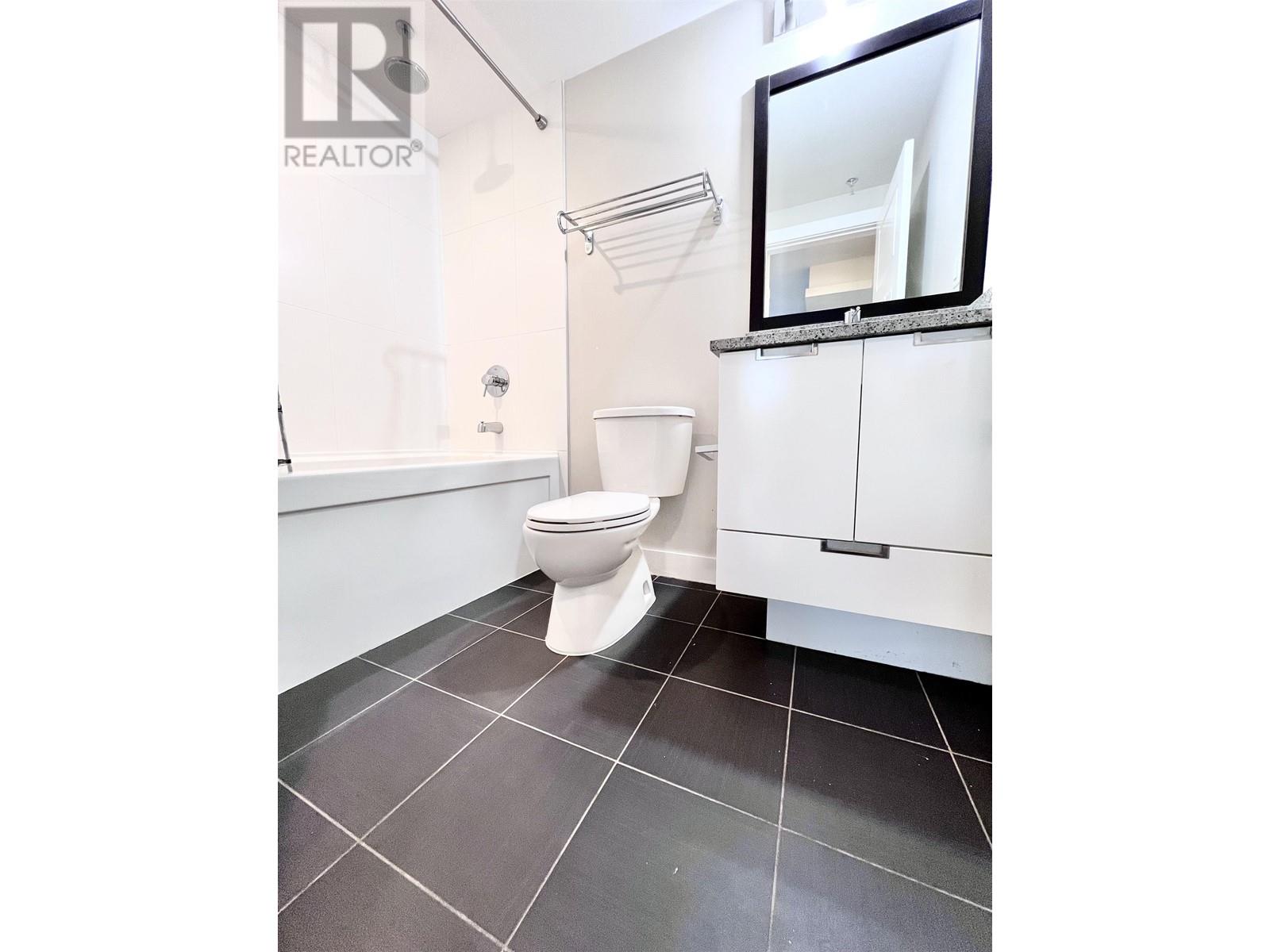 1603 2968 Glen Drive, Coquitlam, British Columbia  V3B 0C4 - Photo 15 - R2815324