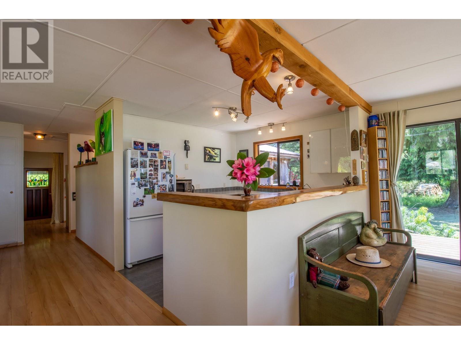 9970 Gowlland Point Road, Pender Island, British Columbia  V0N 2M3 - Photo 16 - R2781633