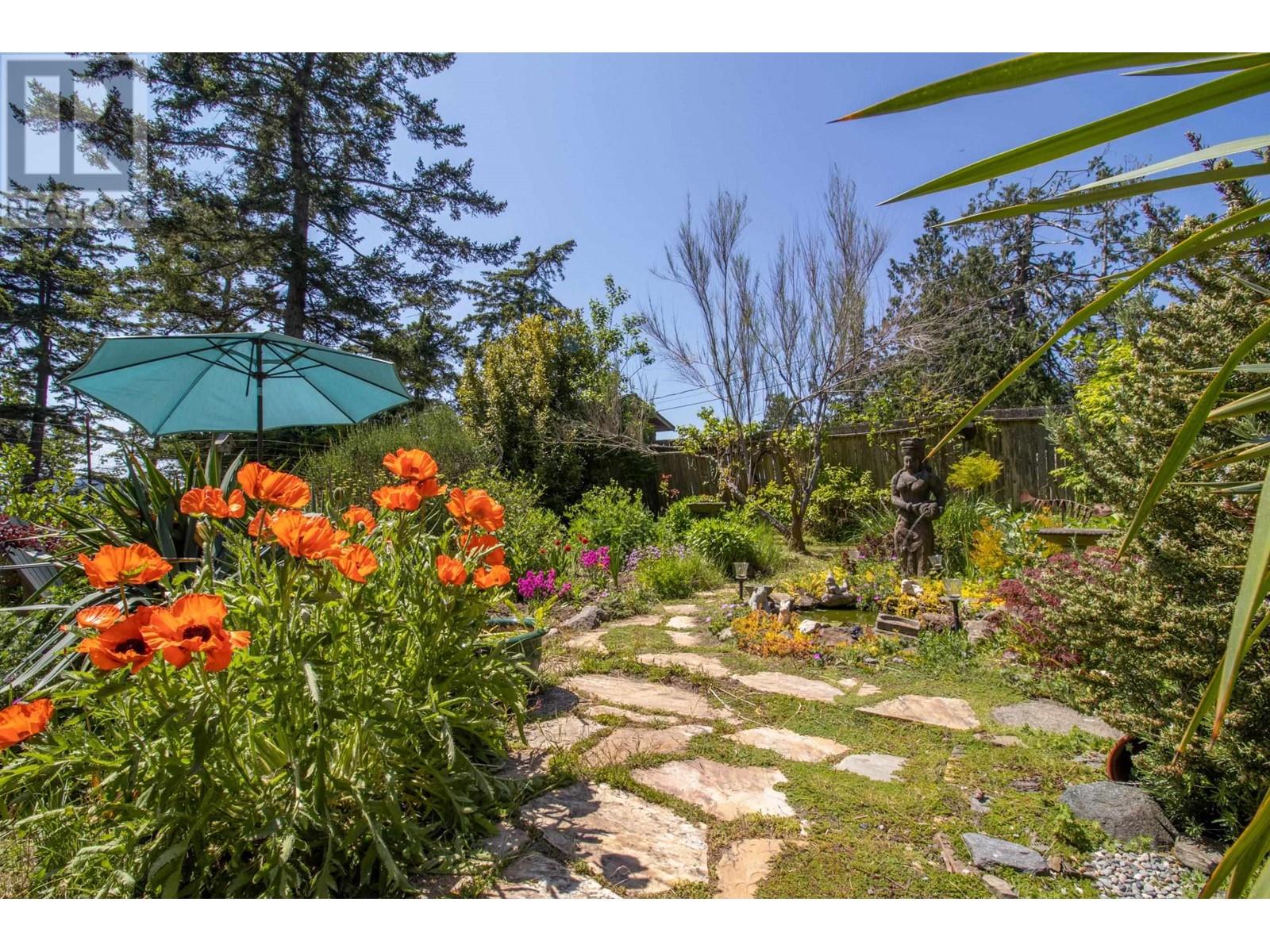 9970 Gowlland Point Road, Pender Island, British Columbia  V0N 2M3 - Photo 26 - R2781633