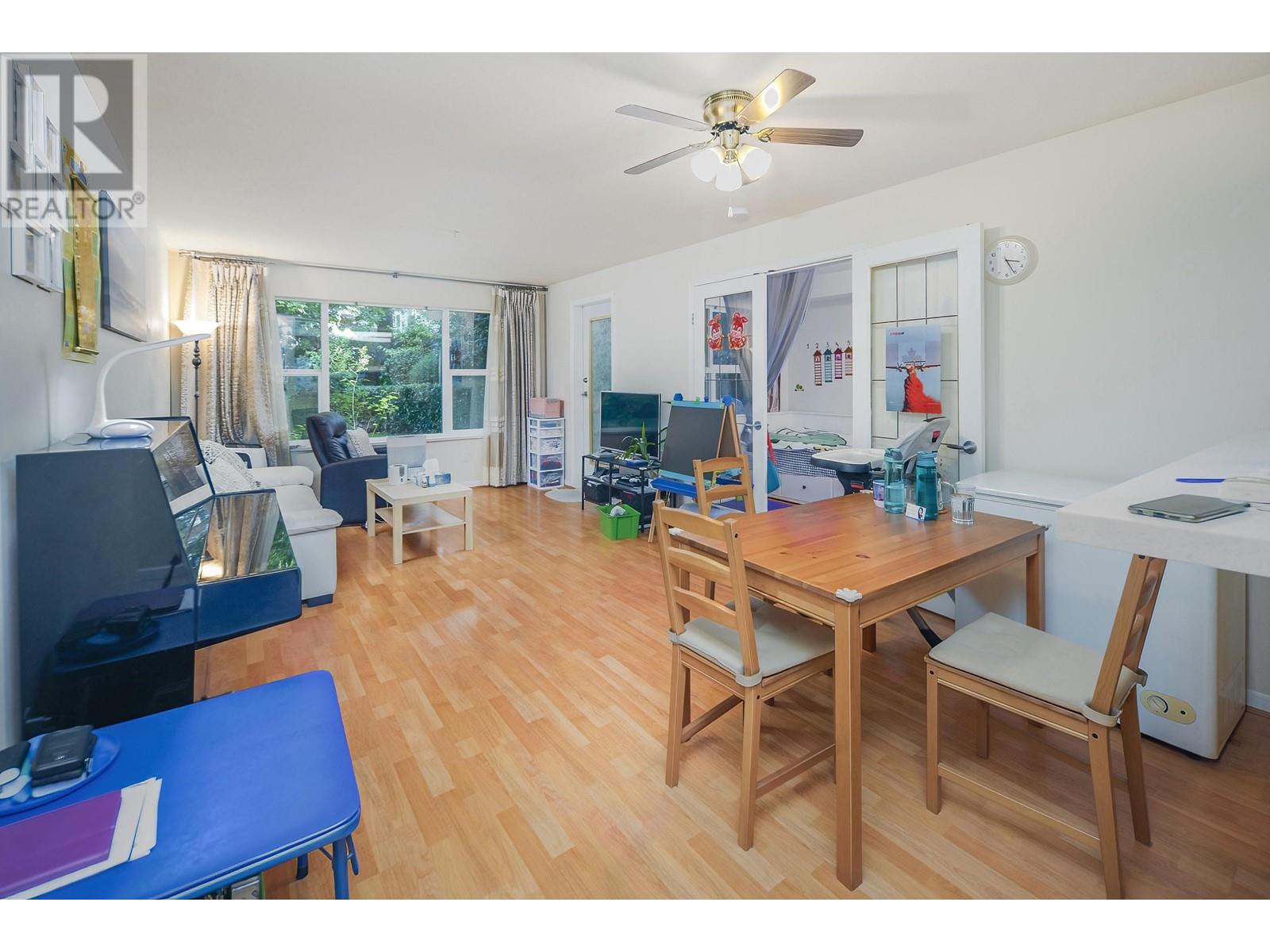 111 5281 Oakmount Crescent, Burnaby, British Columbia  V5H 4S7 - Photo 3 - R2816934