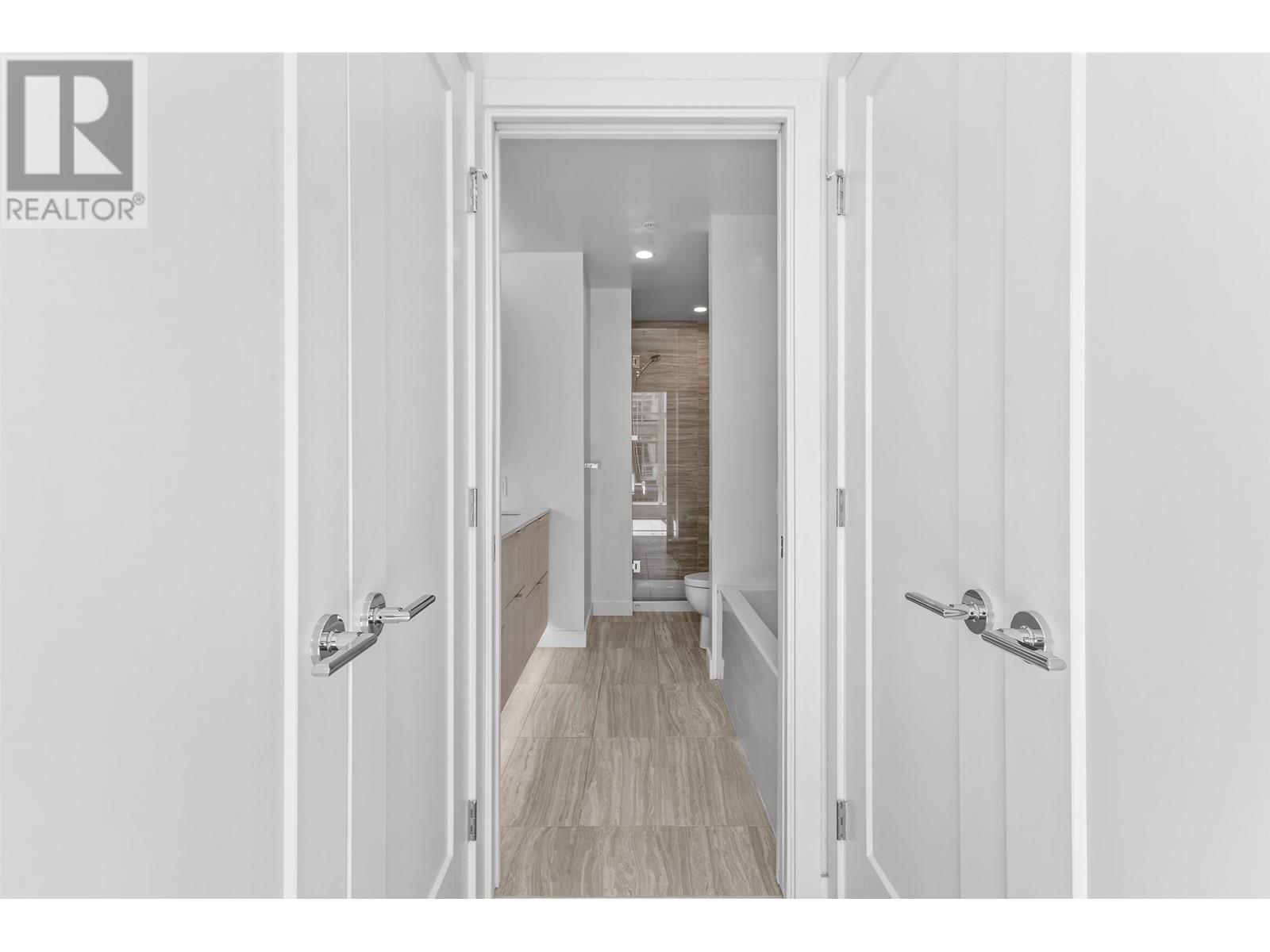 Th102 2351 Beta Avenue, Burnaby, British Columbia  V5C 0M2 - Photo 10 - R2817500