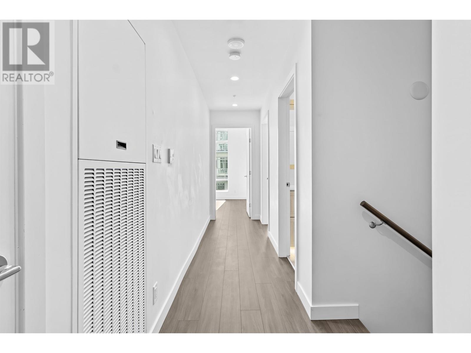 Th102 2351 Beta Avenue, Burnaby, British Columbia  V5C 0M2 - Photo 7 - R2817500