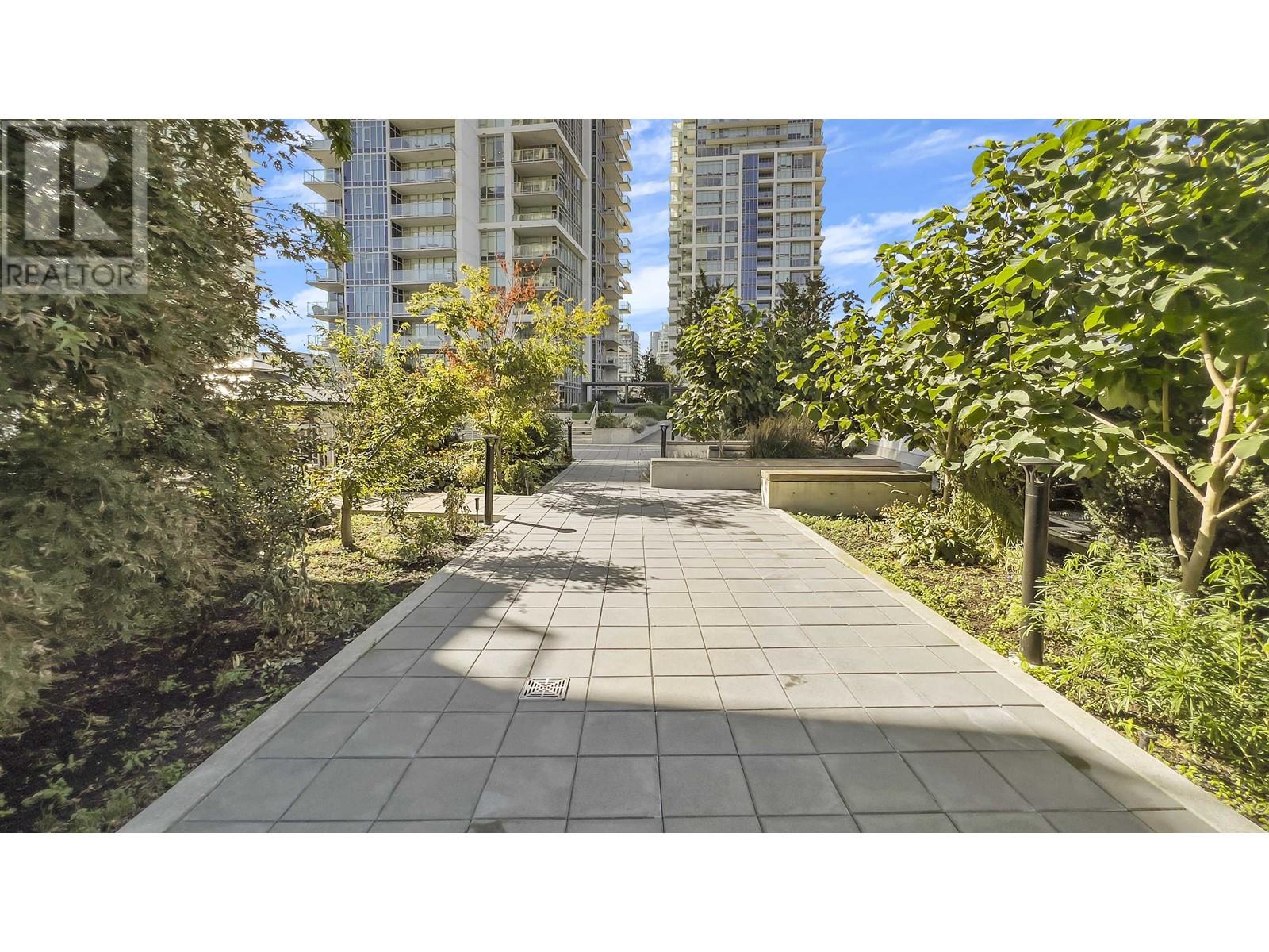 Th102 2351 Beta Avenue, Burnaby, British Columbia  V5C 0M2 - Photo 3 - R2817500