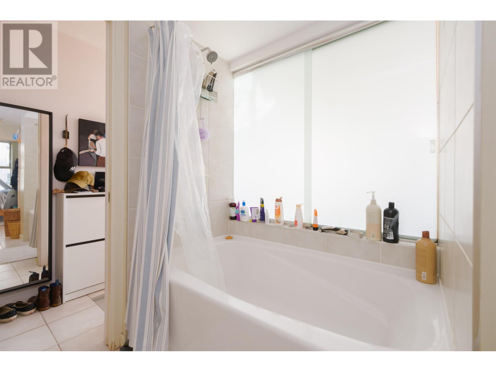 1507 989 Richards Street, Vancouver, British Columbia  V6B 6R6 - Photo 10 - R2817957