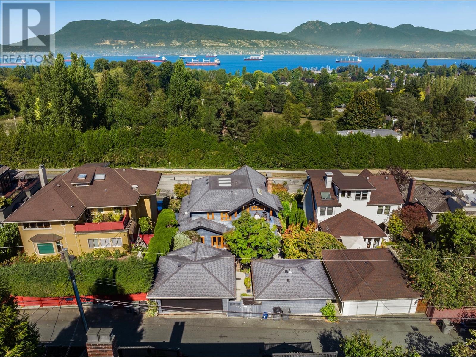 4056 W 8TH AVENUE, vancouver, British Columbia