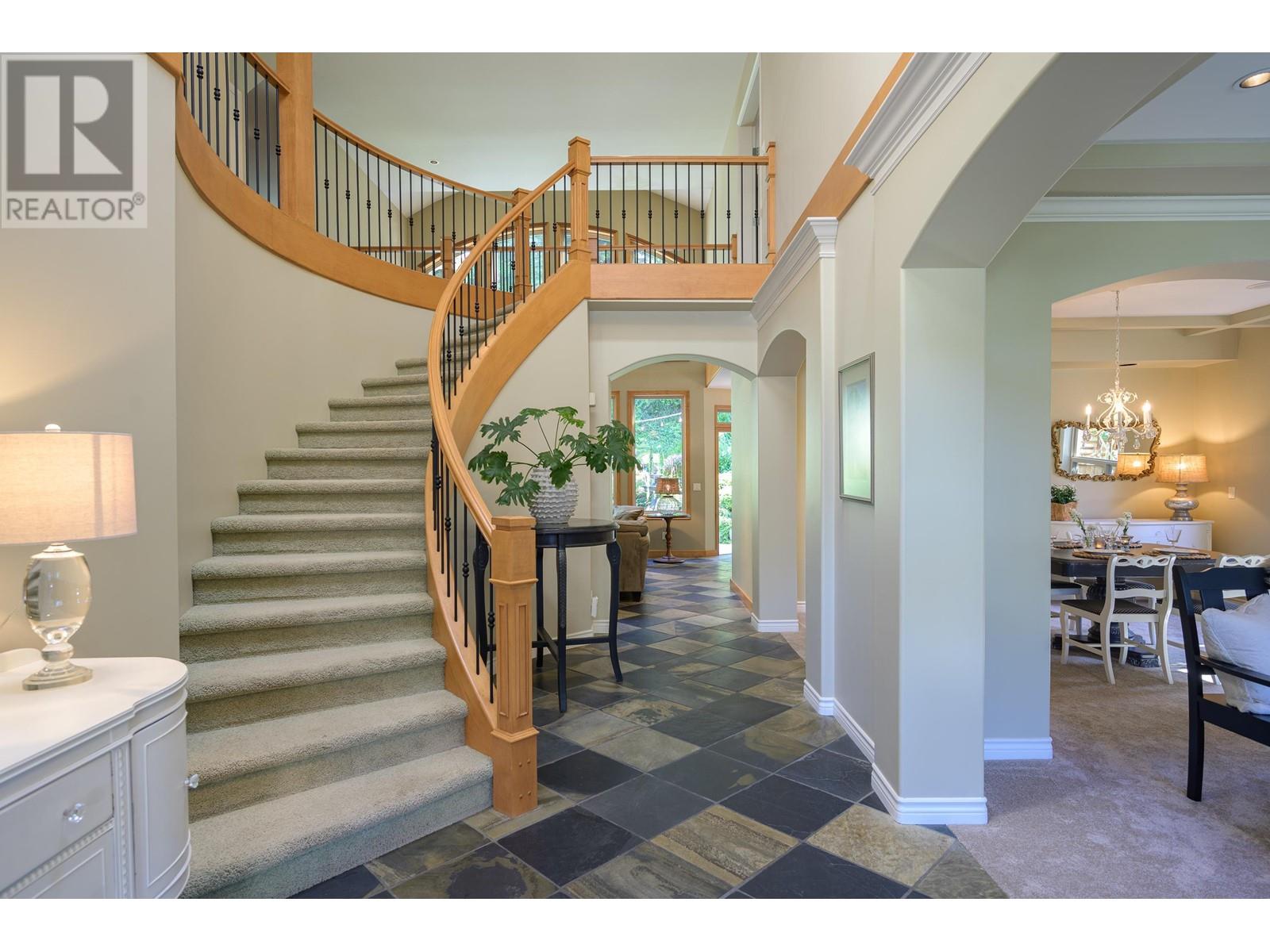5228 Glen Abbey Place, Delta, British Columbia  V4M 4H1 - Photo 4 - R2816831