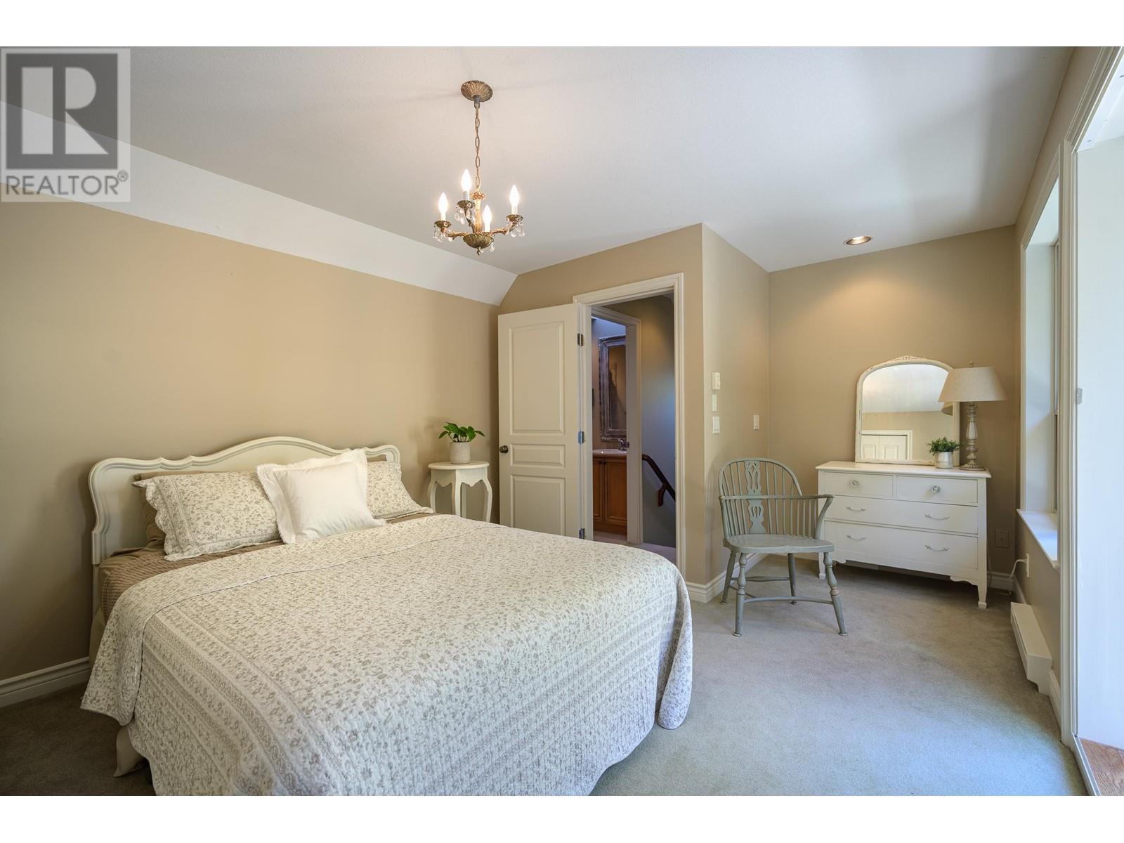 5228 Glen Abbey Place, Delta, British Columbia  V4M 4H1 - Photo 31 - R2816831