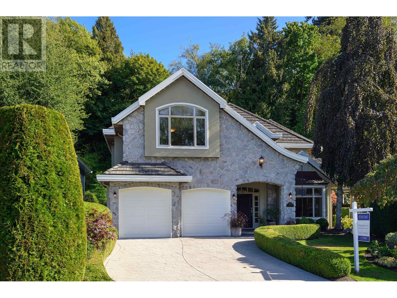 5228 GLEN ABBEY PLACE, delta, British Columbia