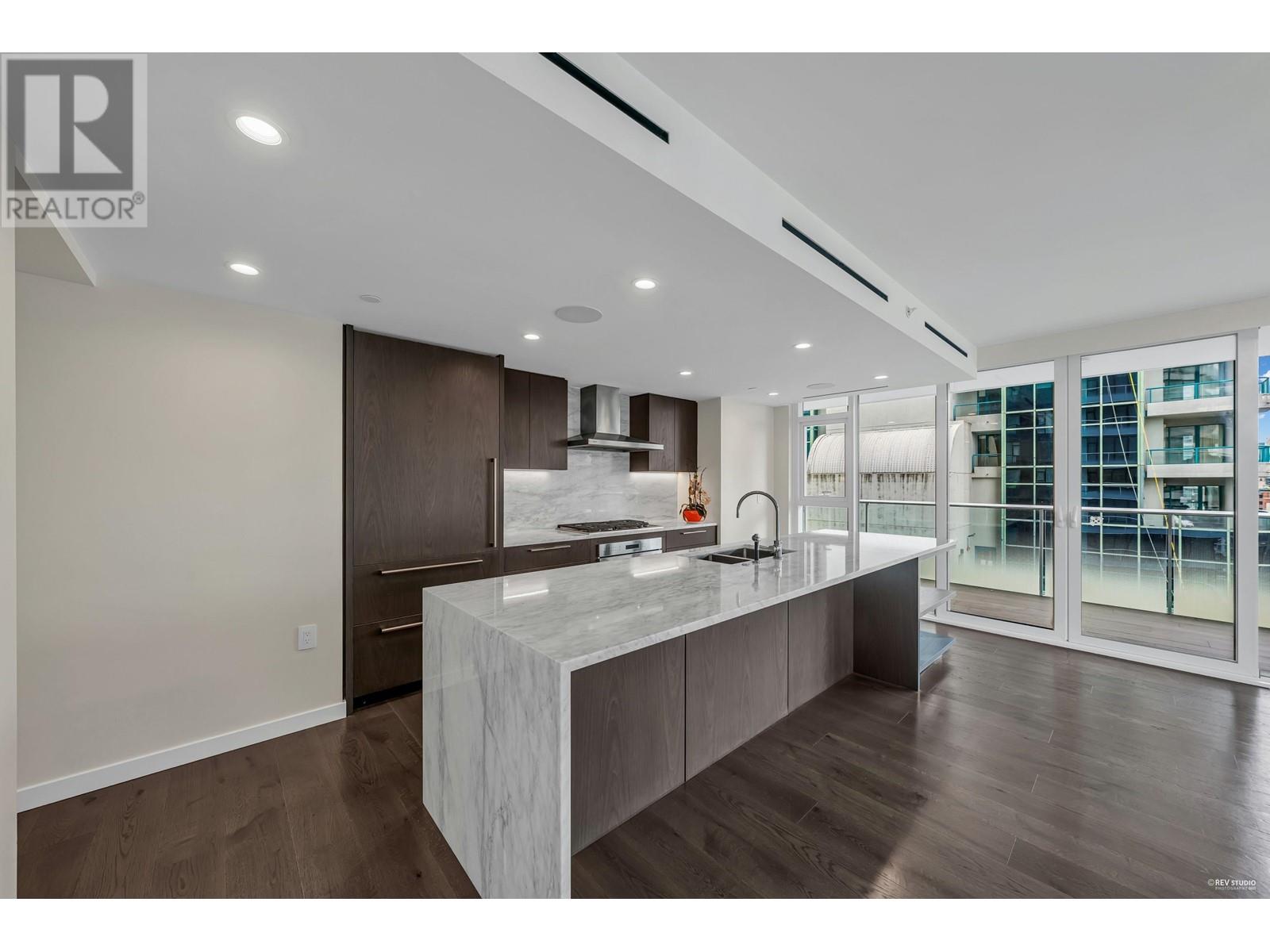 1202 1335 Howe Street, Vancouver, British Columbia  V6Z 0H1 - Photo 2 - R2817160