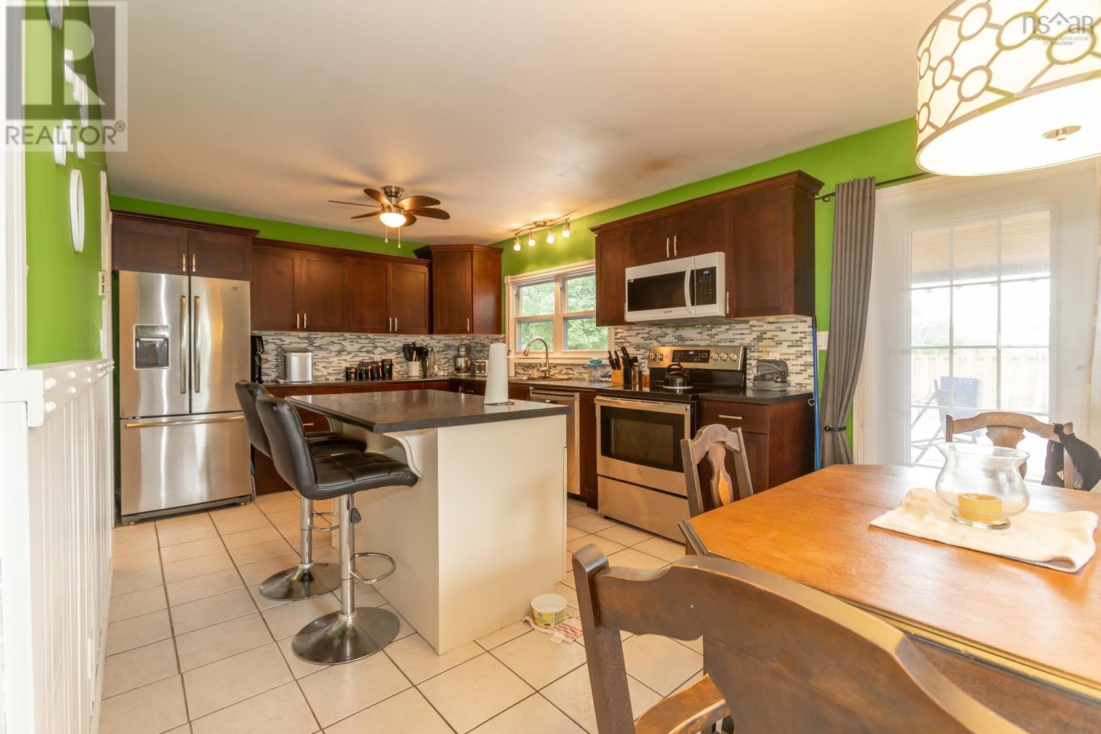 923 Fales River Drive, Greenwood, Nova Scotia  B0P 1N0 - Photo 4 - 202319266