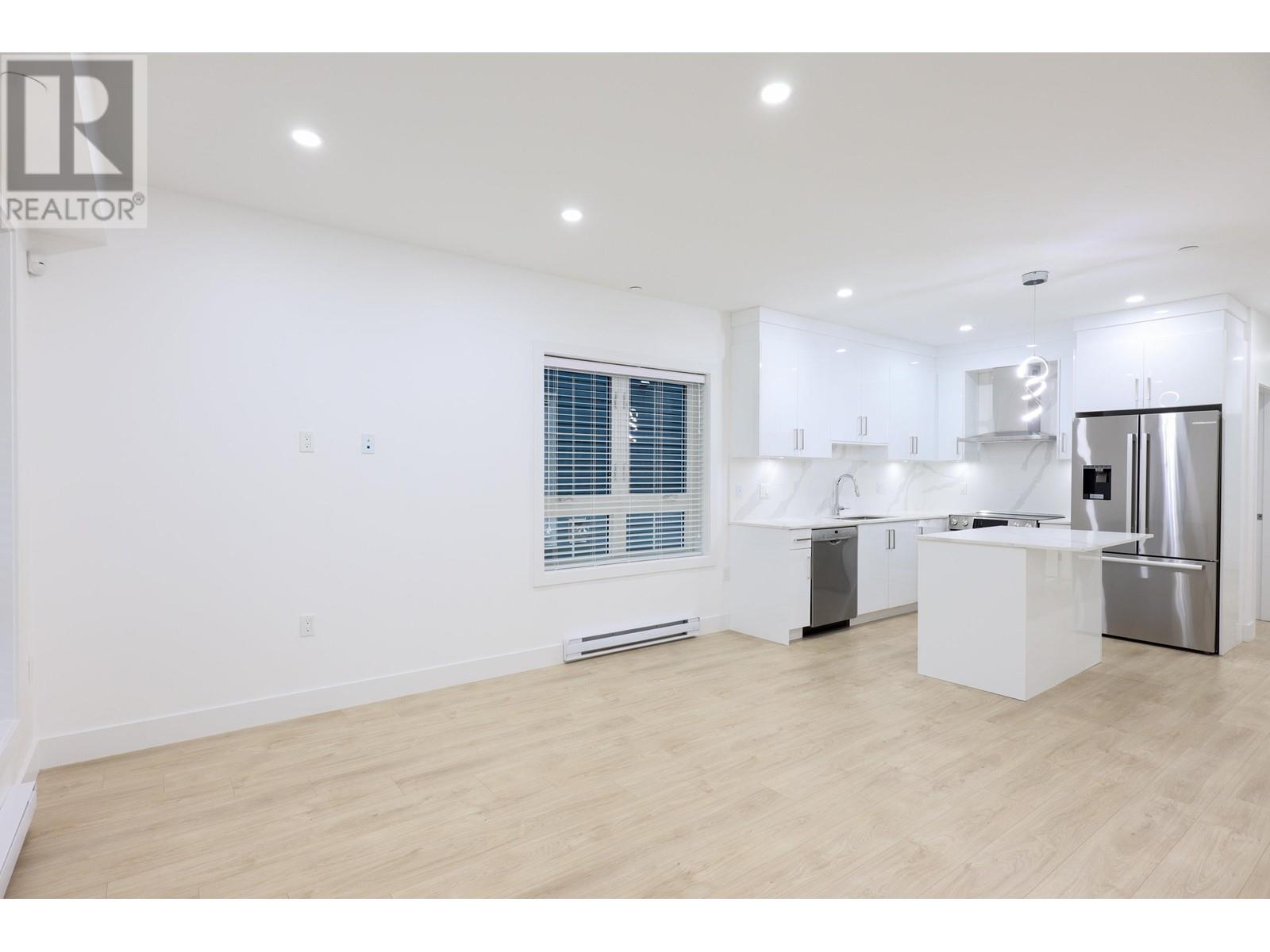 4787 Slocan Street, Vancouver, British Columbia  V5R 2A2 - Photo 4 - R2817814