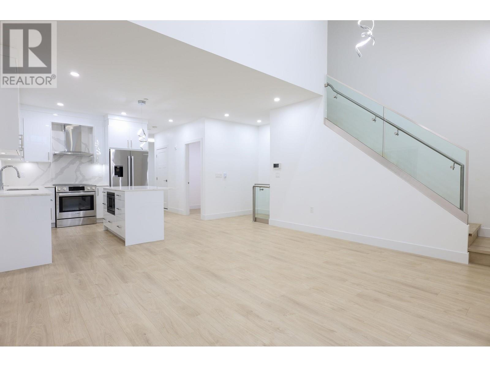 4787 Slocan Street, Vancouver, British Columbia  V5R 2A2 - Photo 7 - R2817814