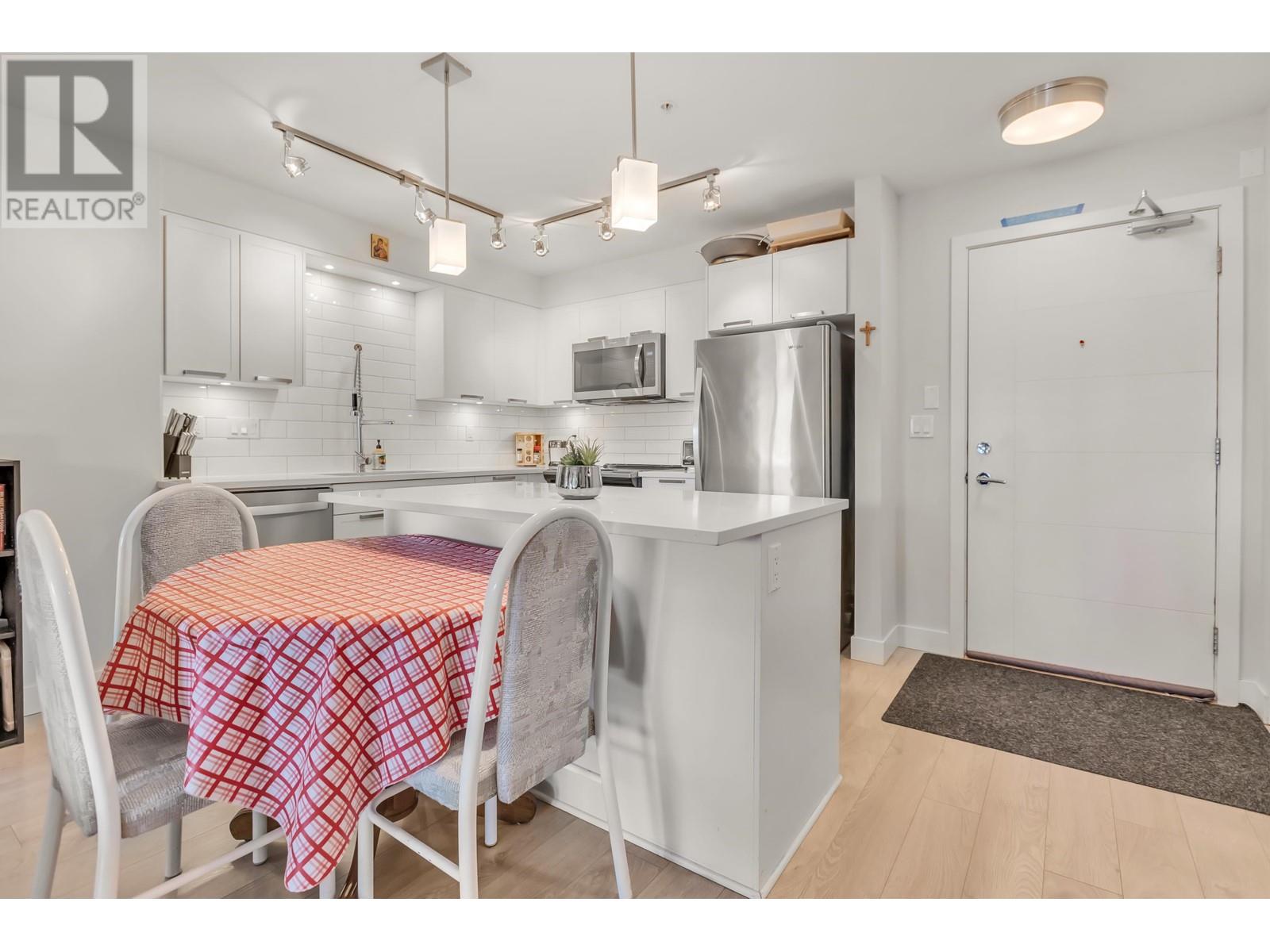 317 22562 121 Avenue, Maple Ridge, British Columbia  V2X 3Y8 - Photo 4 - R2818081