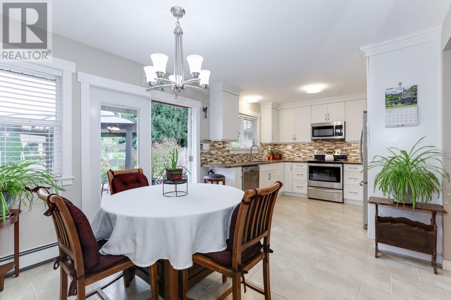 12094 214 Street, Maple Ridge, British Columbia  V2X 5E1 - Photo 11 - R2818086