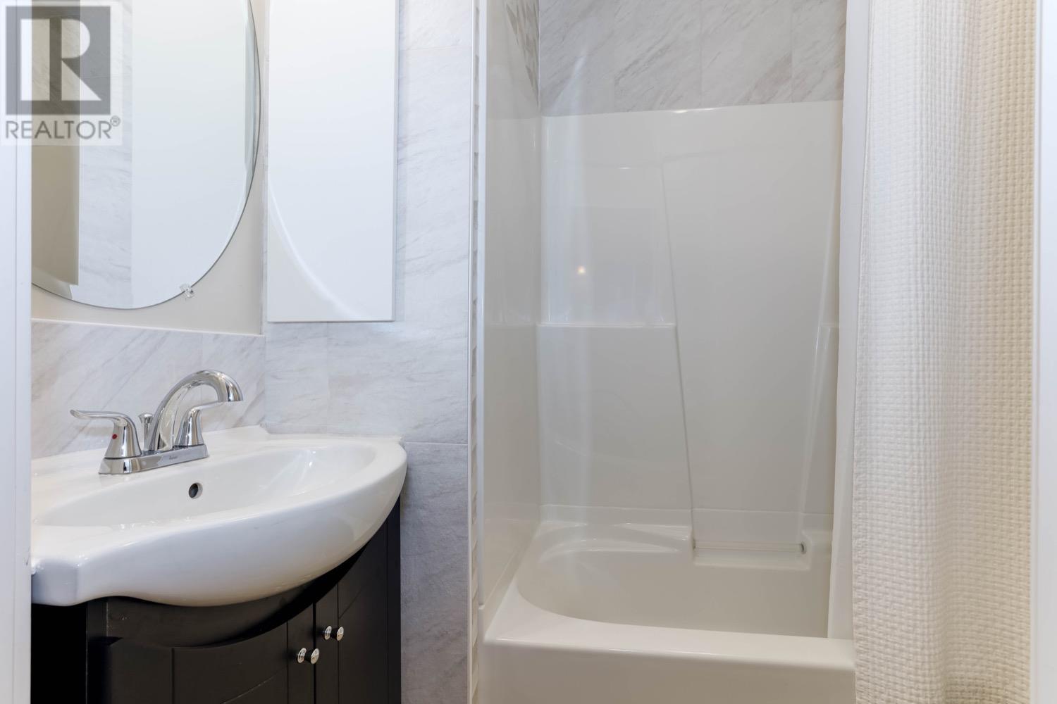 12094 214 Street, Maple Ridge, British Columbia  V2X 5E1 - Photo 19 - R2818086