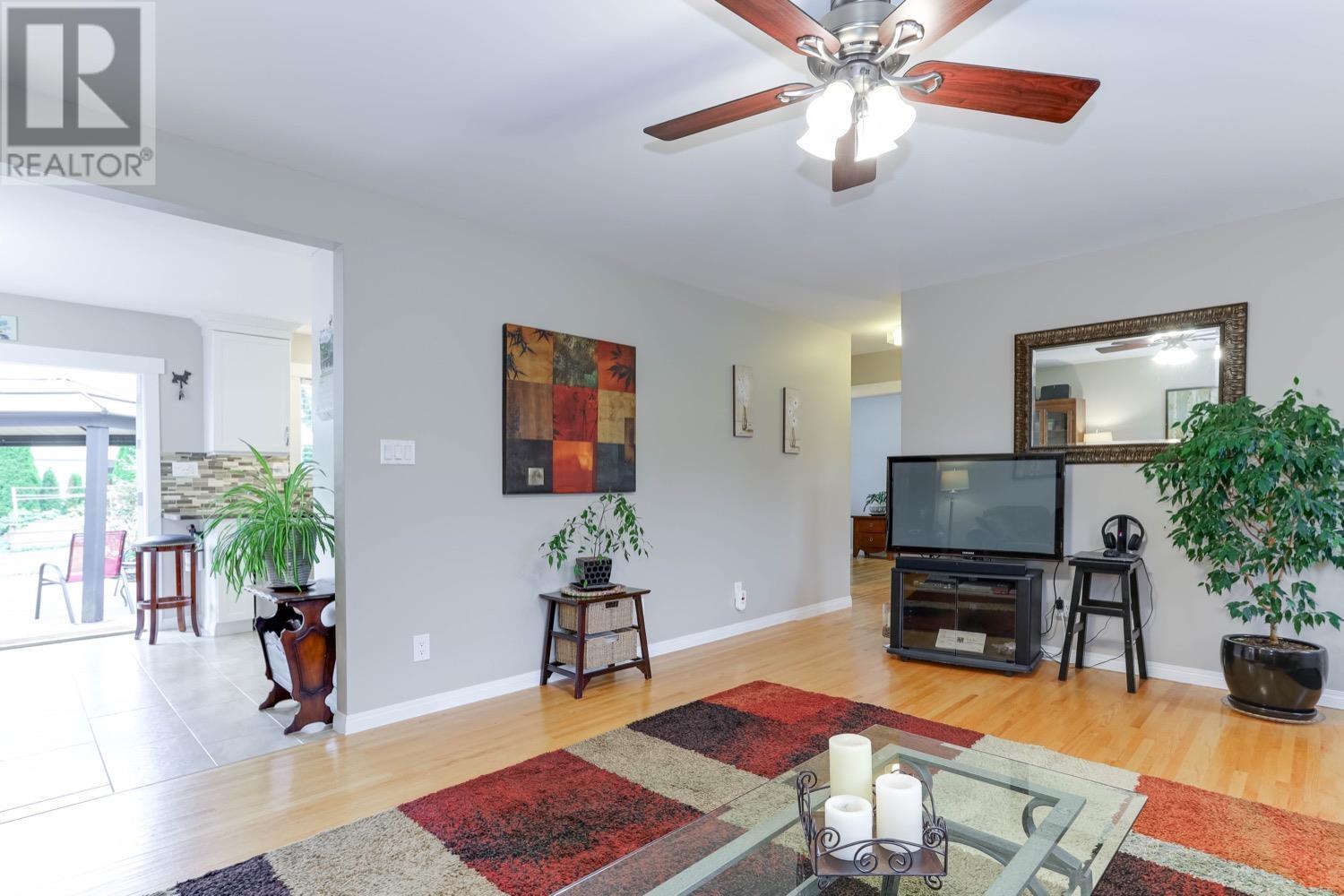 12094 214 Street, Maple Ridge, British Columbia  V2X 5E1 - Photo 5 - R2818086