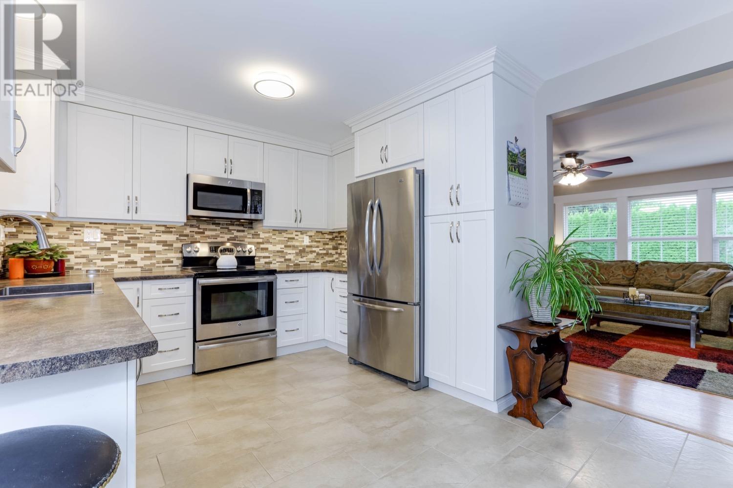 12094 214 Street, Maple Ridge, British Columbia  V2X 5E1 - Photo 6 - R2818086