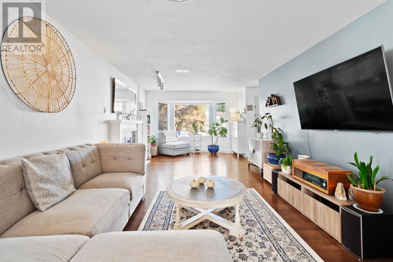 23182 124a Avenue, Maple Ridge, British Columbia  V2X 0G2 - Photo 9 - R2818108