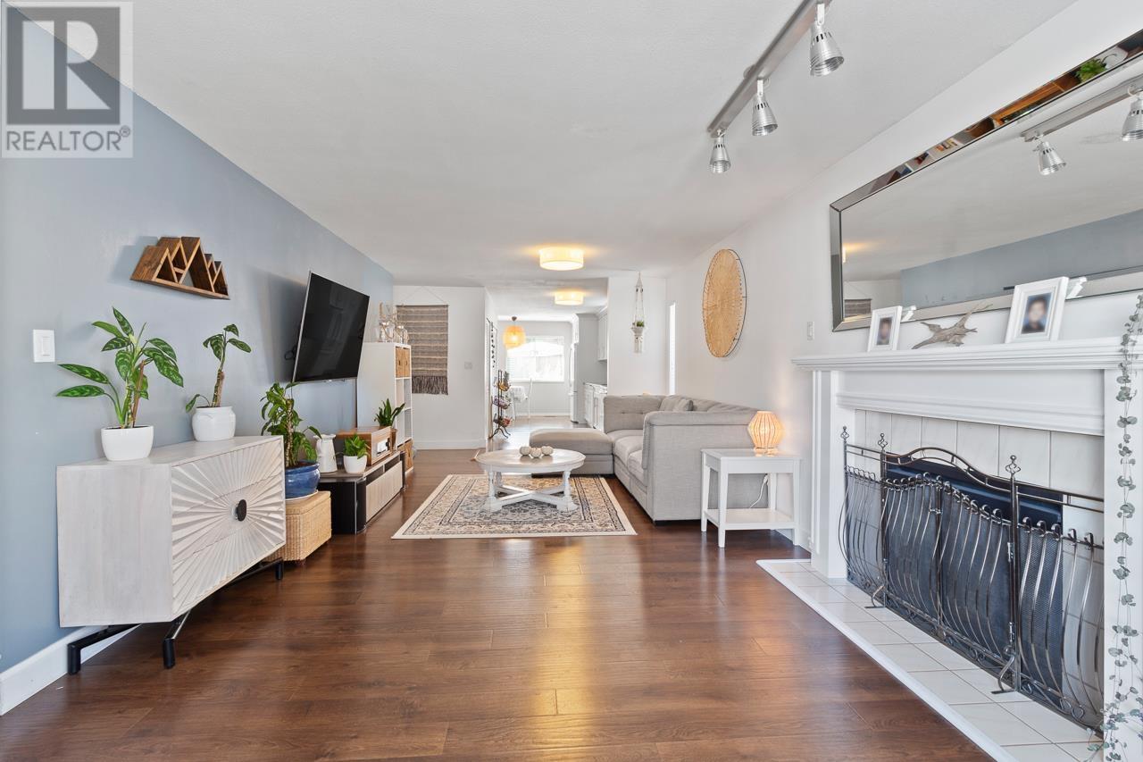 23182 124a Avenue, Maple Ridge, British Columbia  V2X 0G2 - Photo 6 - R2818108