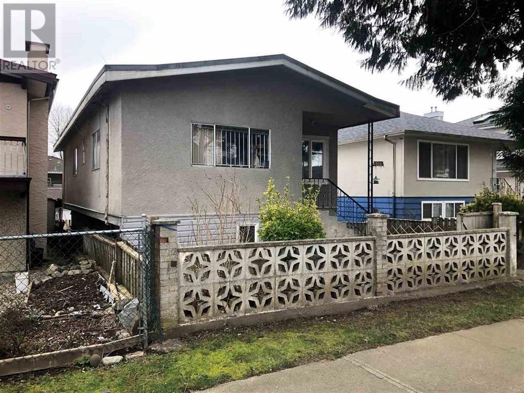 5114 FAIRMONT STREET, vancouver, British Columbia