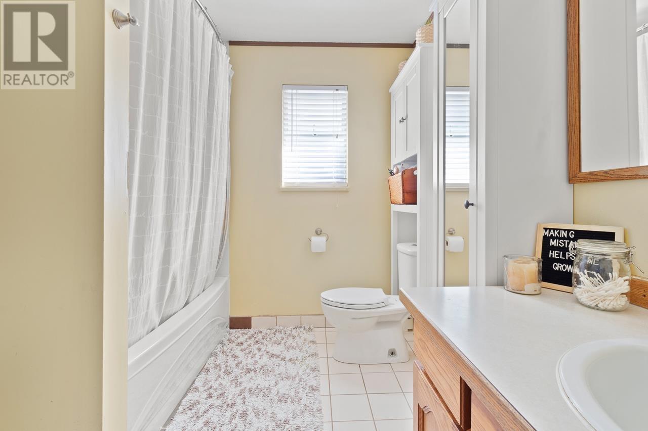 23182 124a Avenue, Maple Ridge, British Columbia  V2X 0G2 - Photo 26 - R2818108