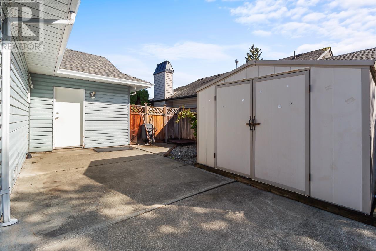 23182 124a Avenue, Maple Ridge, British Columbia  V2X 0G2 - Photo 30 - R2818108