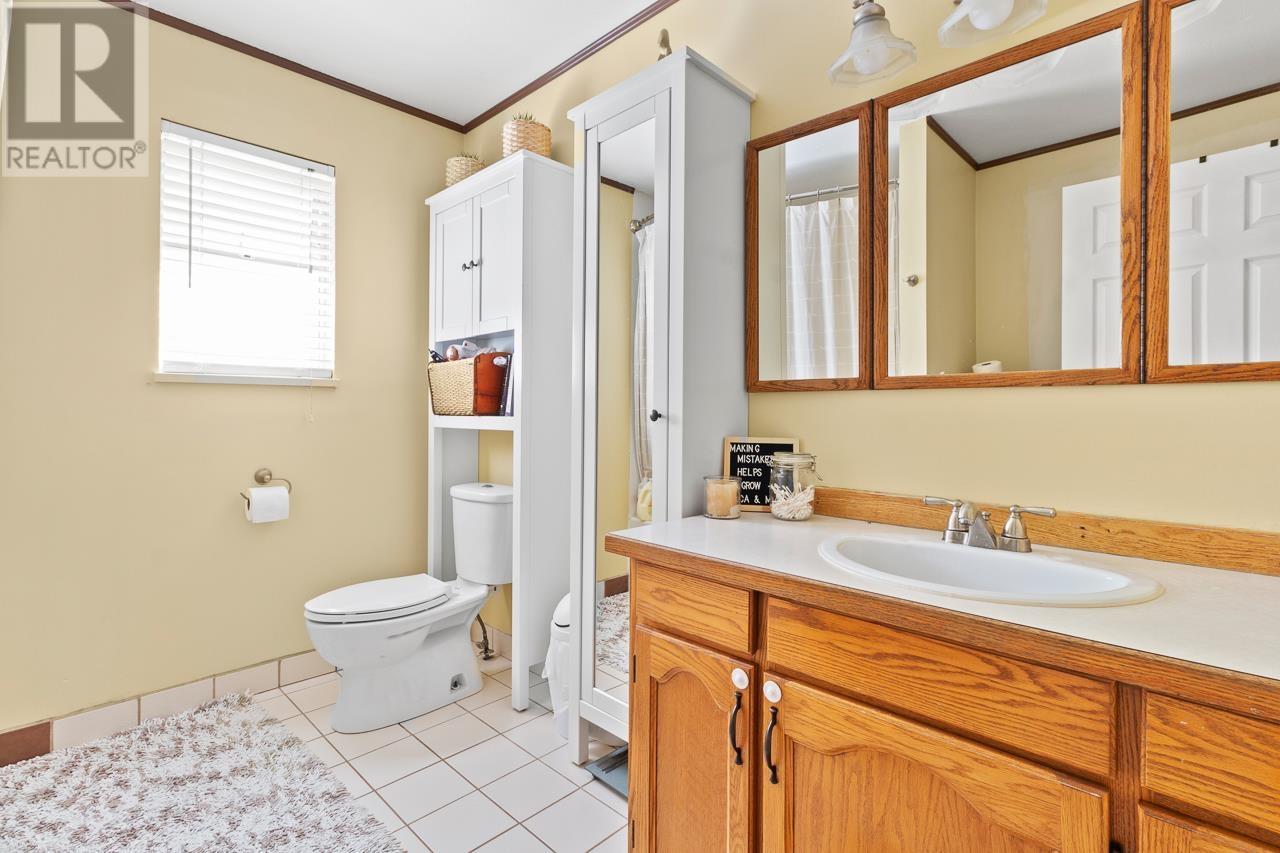 23182 124a Avenue, Maple Ridge, British Columbia  V2X 0G2 - Photo 25 - R2818108