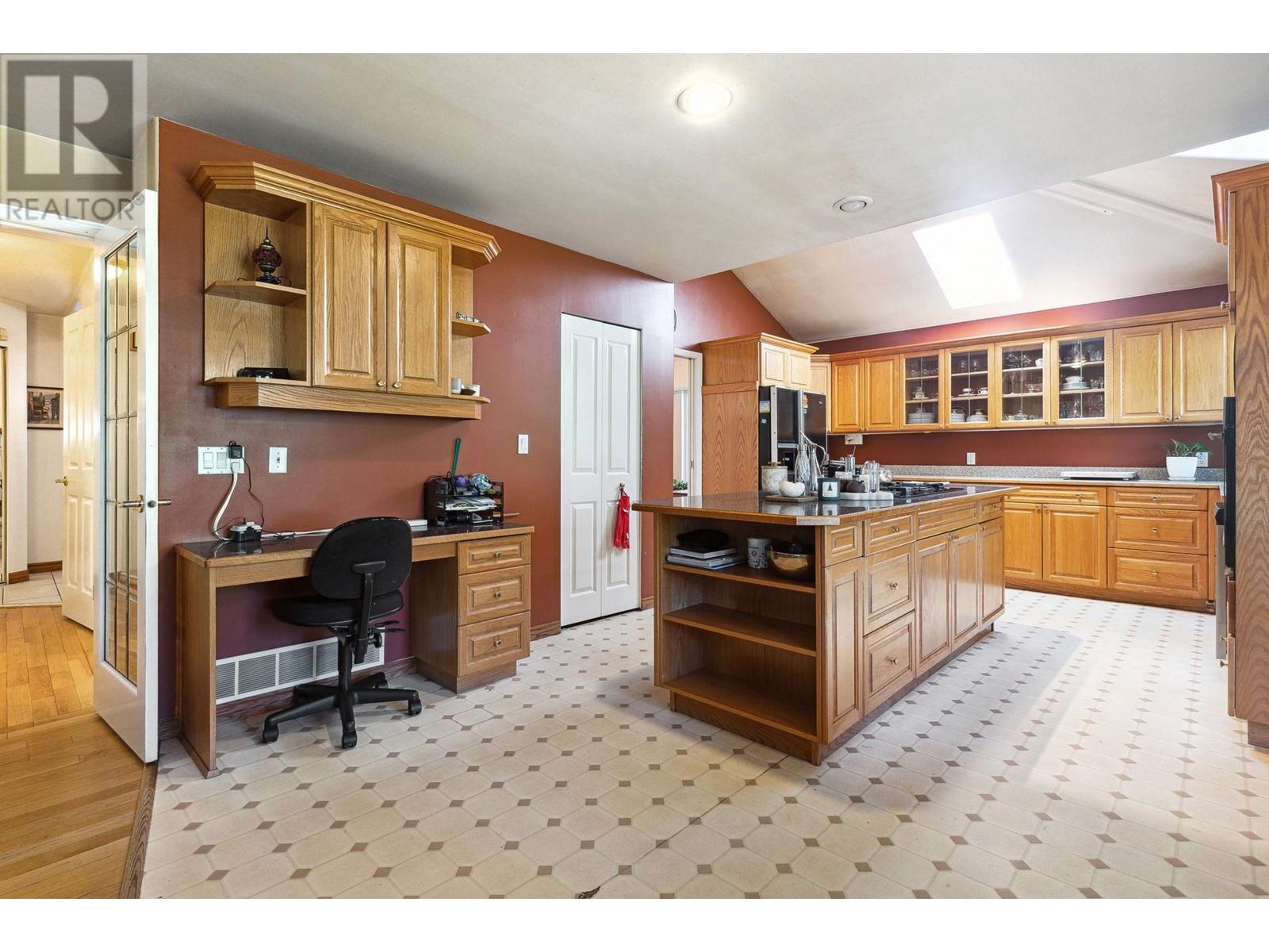 123 First Street, New Westminster, British Columbia  V3L 2G3 - Photo 10 - R2814898