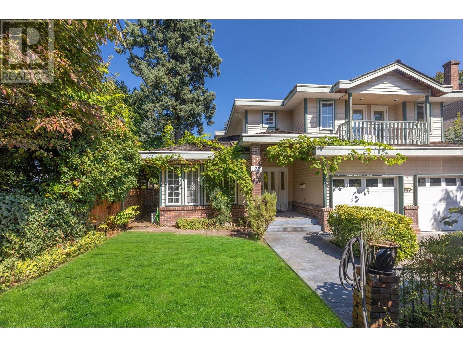 123 FIRST STREET, new westminster, British Columbia