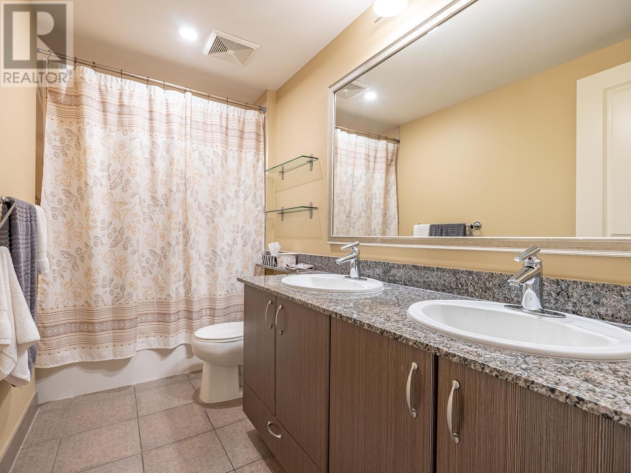 2702 898 Carnarvon Street, New Westminster, British Columbia  V3M 0C3 - Photo 12 - R2817278