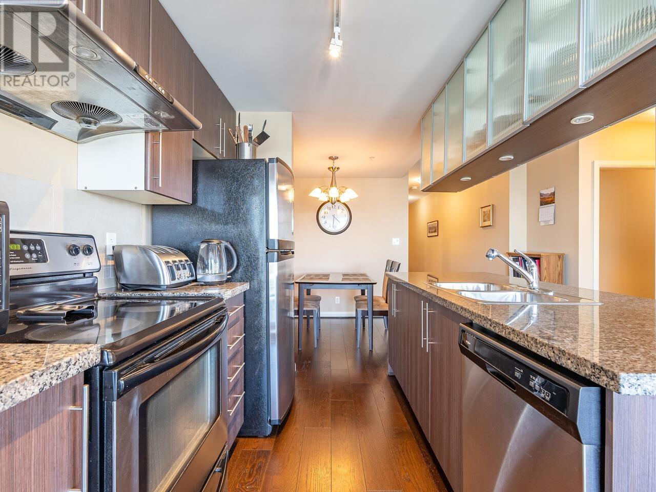 2702 898 Carnarvon Street, New Westminster, British Columbia  V3M 0C3 - Photo 9 - R2817278